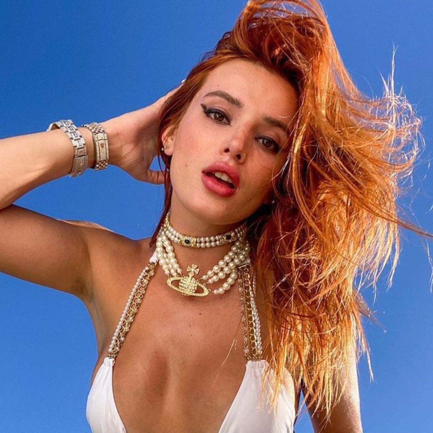 OnlyFans and Bella Thorne Naked