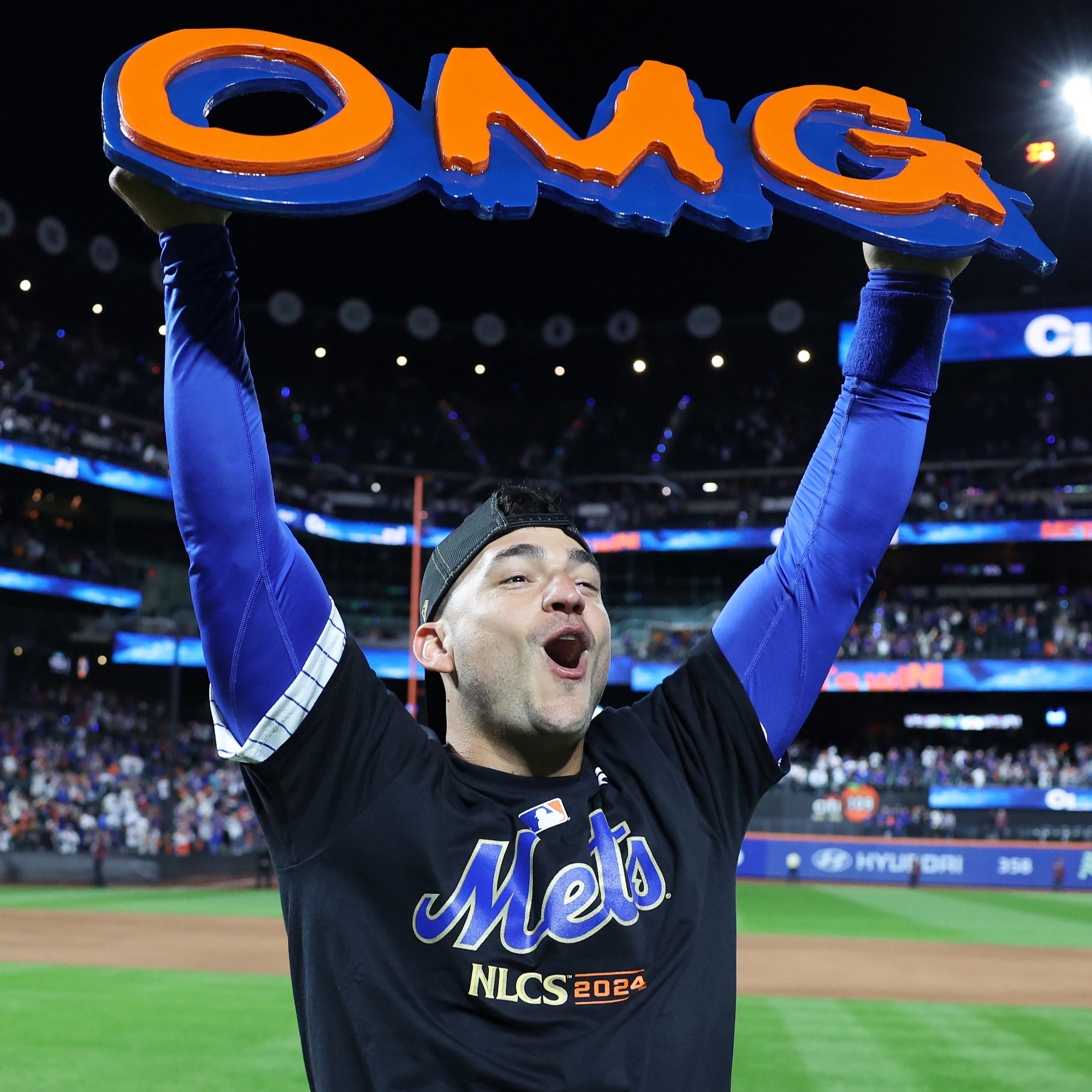 O-M-G, Former Mets Player Jose Iglesias Makes His Broadway Debut