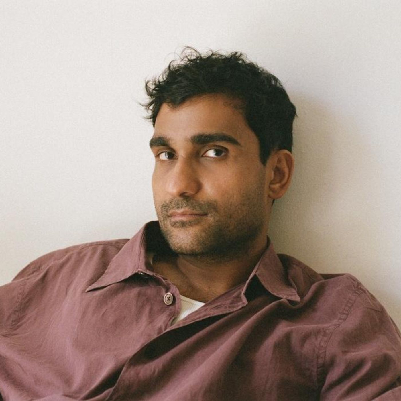 Prateek Kuhad Performs 'Full Moon Chamber'