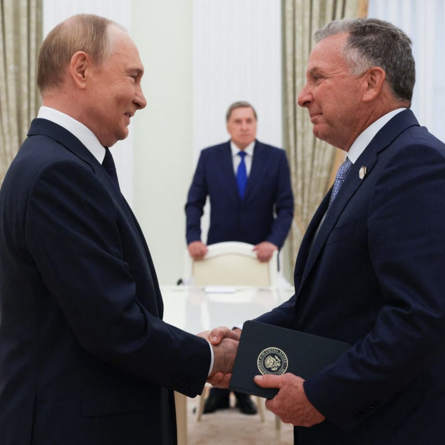 U.S. special envoy meets with Putin; RFK Jr. cuts mRNA vaccine funding