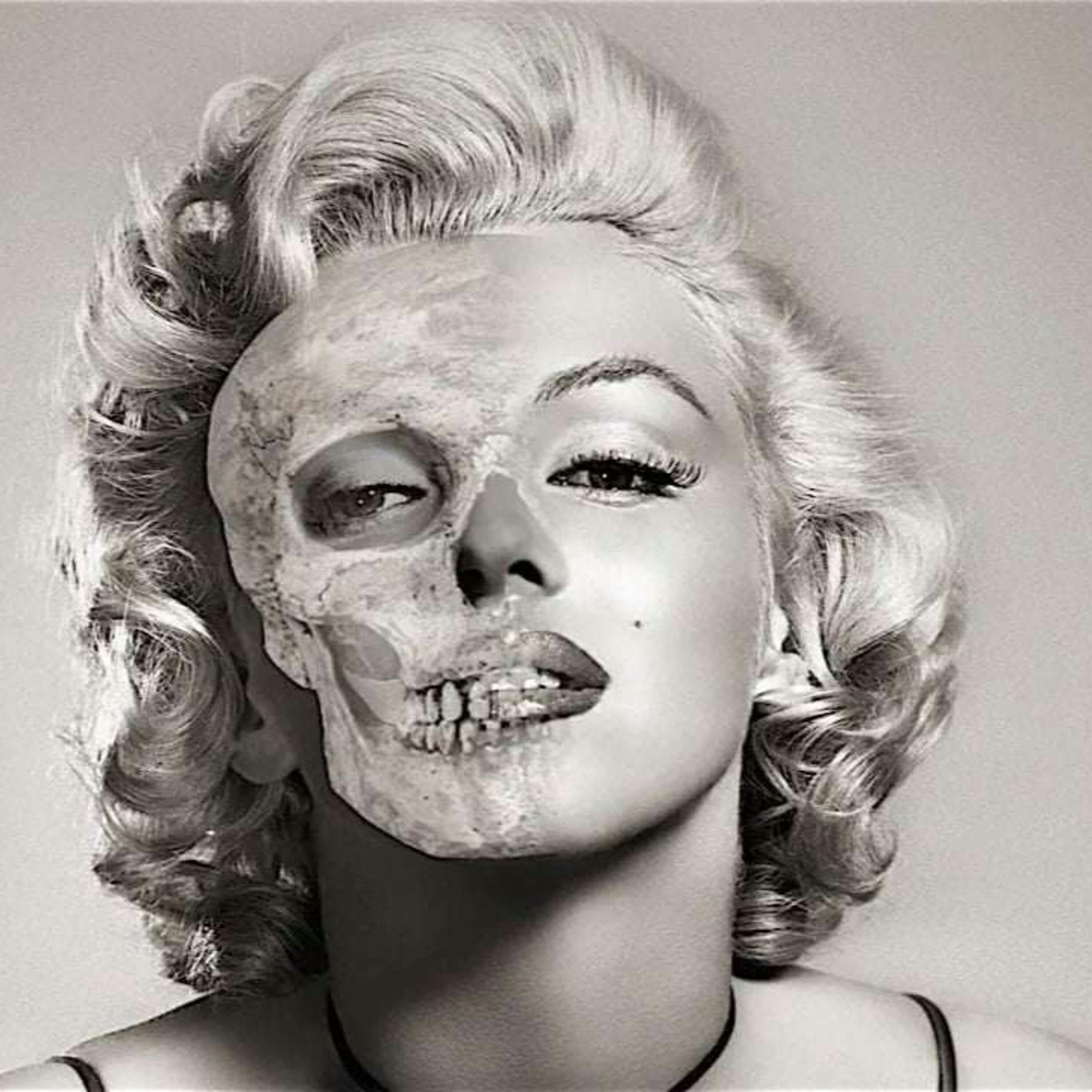 Celebrity Paranormal Edition episode artwork