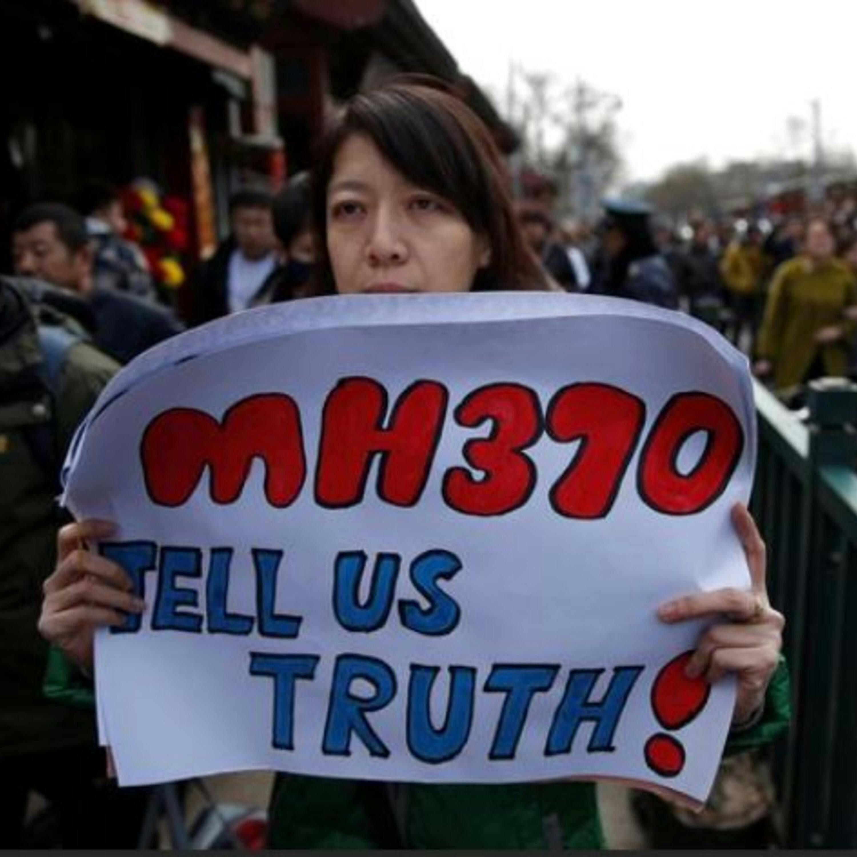 MISSING : Flight MH370 -  A Searchers Podcast episode artwork