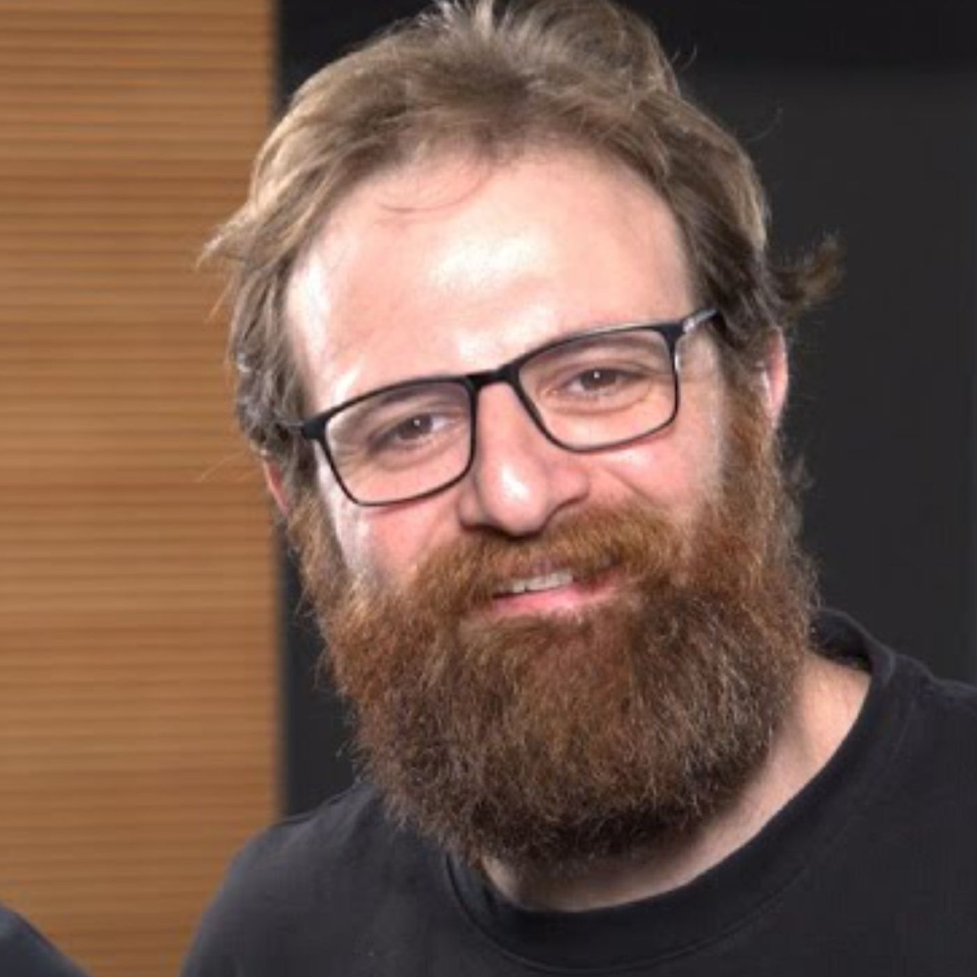 فؤاد يمبن ضيف  DAD UNSCRIPTED مع جيل الغبري