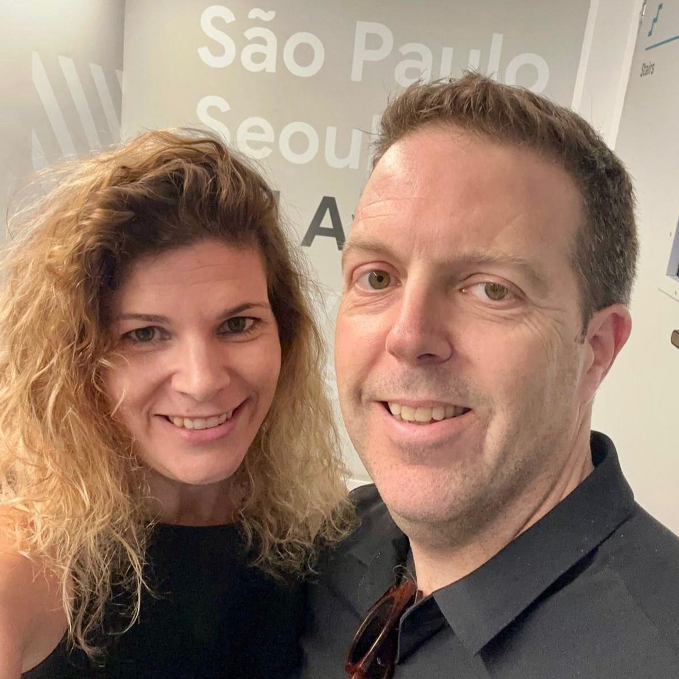 פרק 39: מסלינה למריוט: איך מנהלים מציאות פיננסית אחרי ה־7.10 - עם ארנון ורמוס