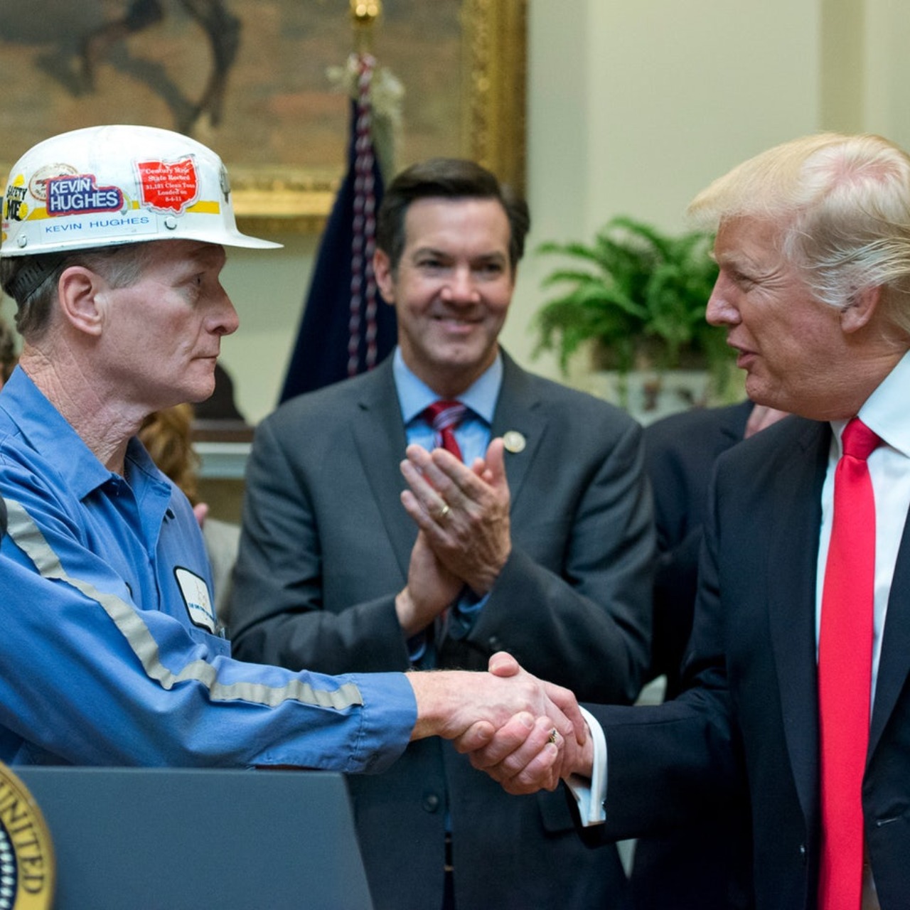 How did the atomic bomb influence the cold war image