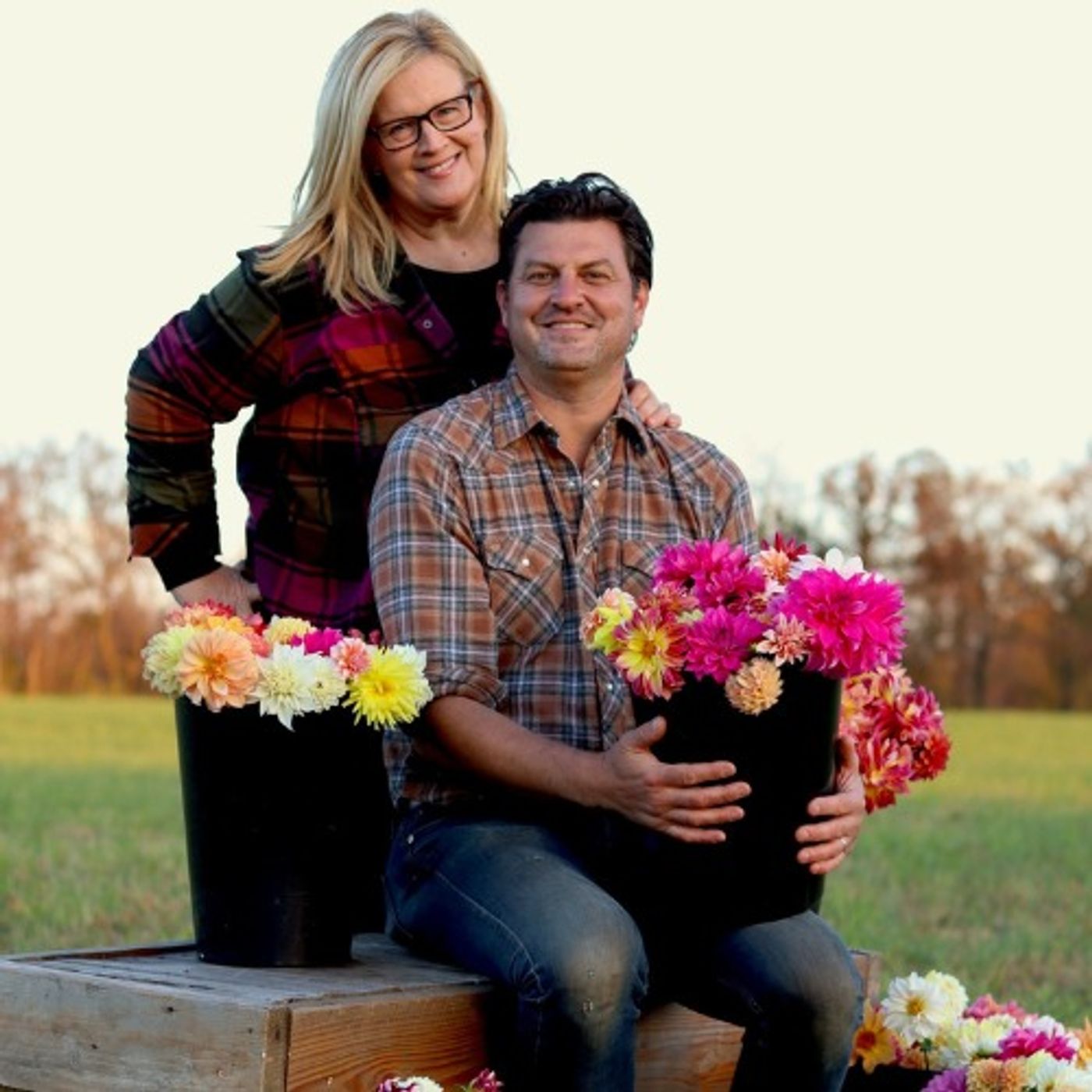 Aquaponic flowers and leaving two successful careers to start a flower farm with Sarah Daken and Tom Precht of Grateful Gardeners