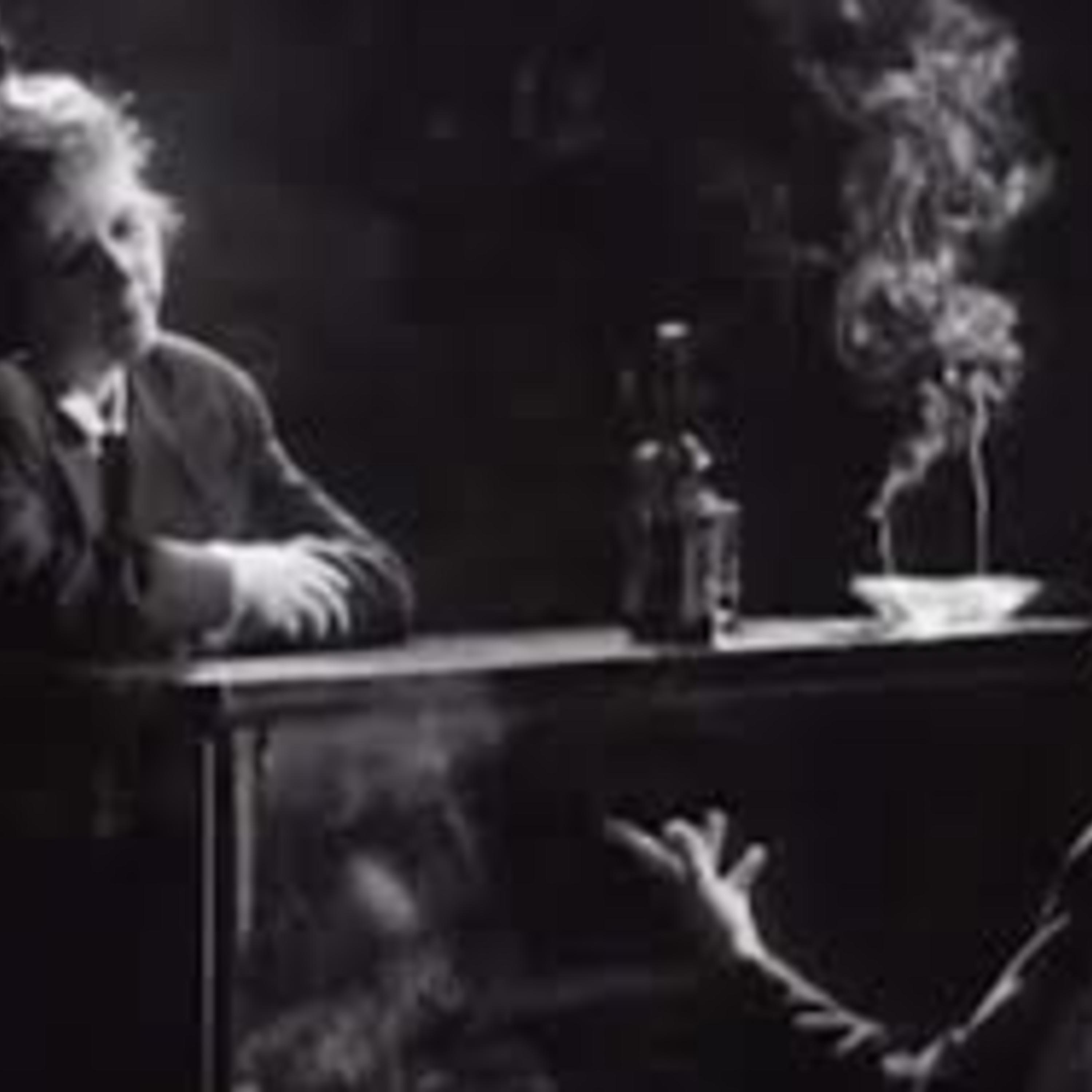 Fairytale of New York- The Pogues (feat. Kirsty MacColl) Decomposition