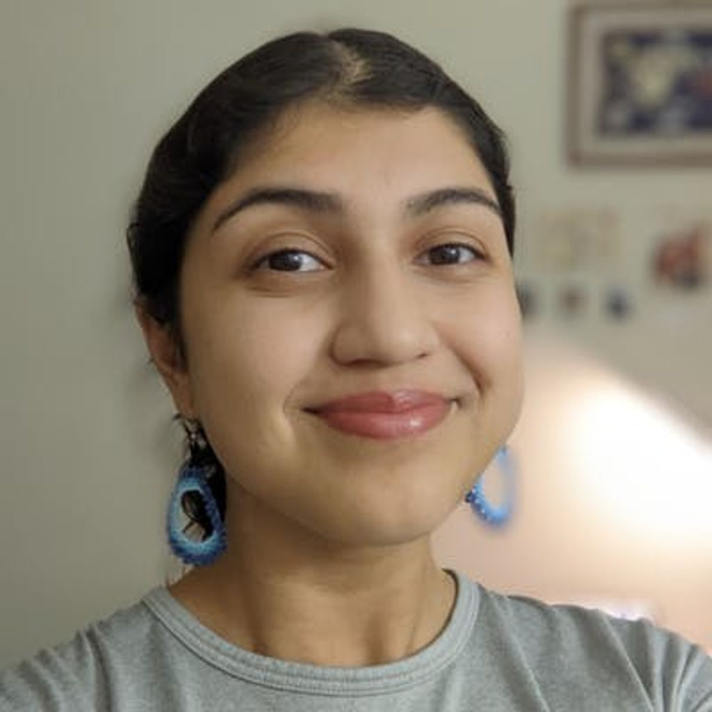 131: Applying to Summer Research Programs with Hazel Carías-Urbina