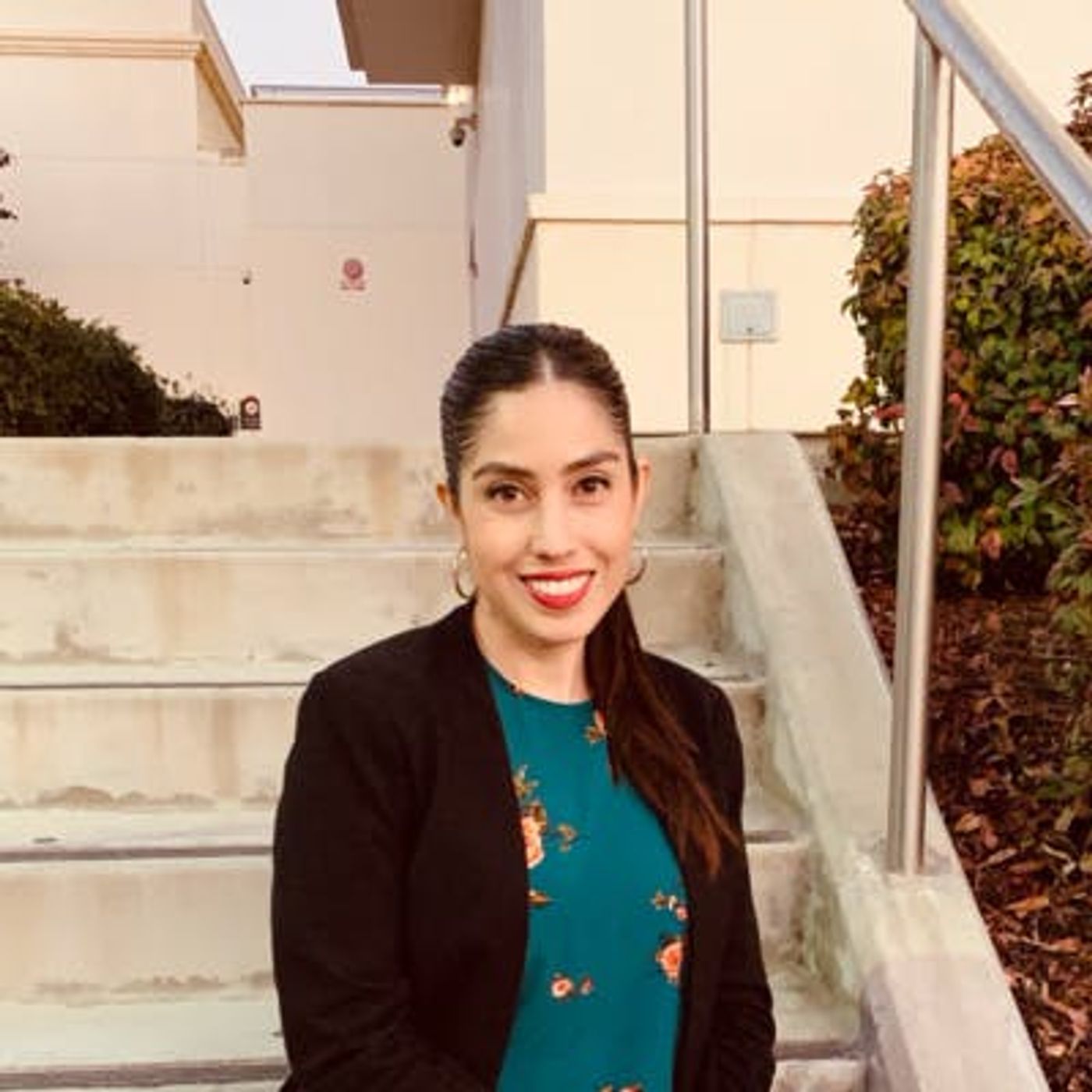 107: Being a Chicana PhD Lecturer: On the Margins but With a Whole Heart with Dr. Diane Nevarez