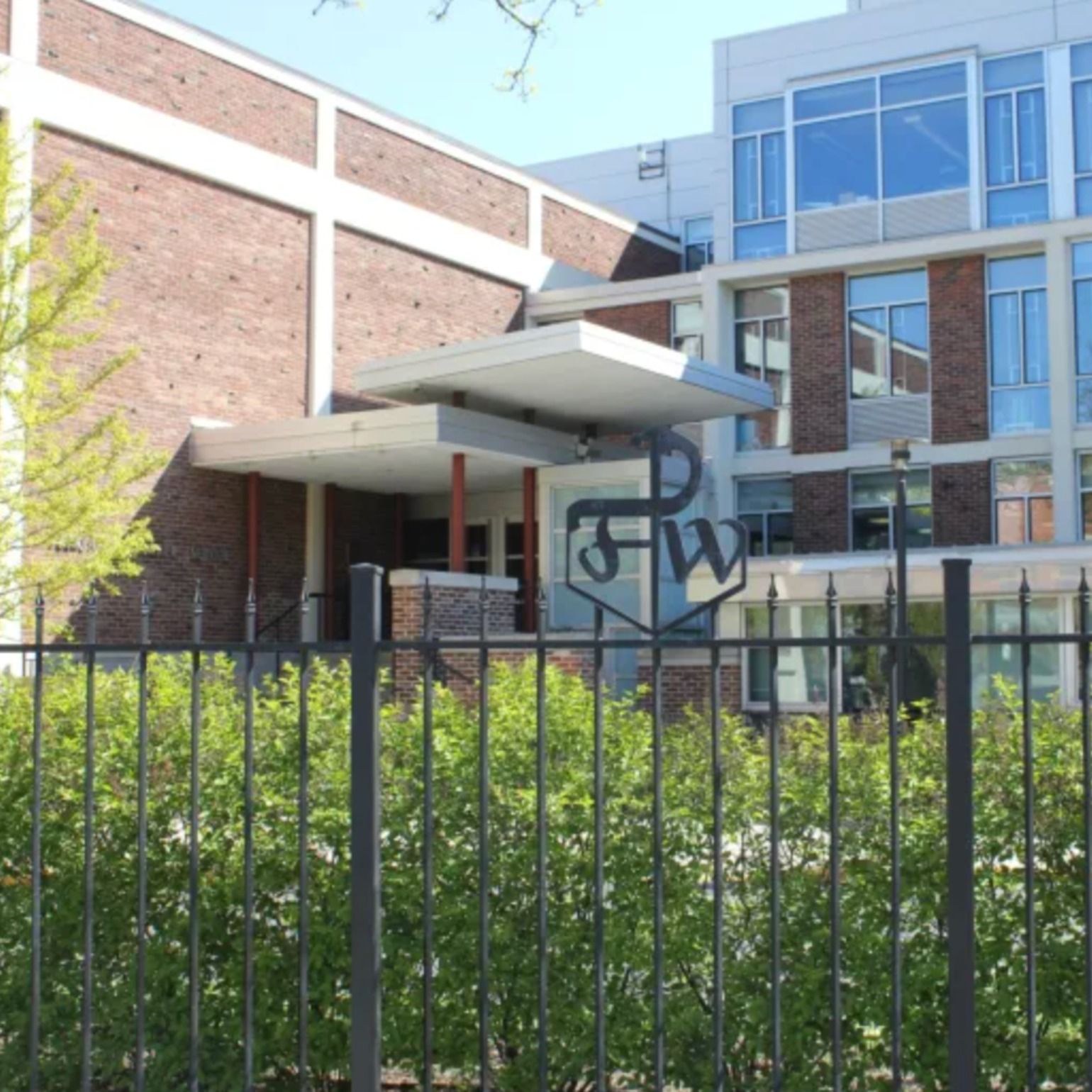 A Private School Wants More Space - Why Many Neighbors Are Pushing Back