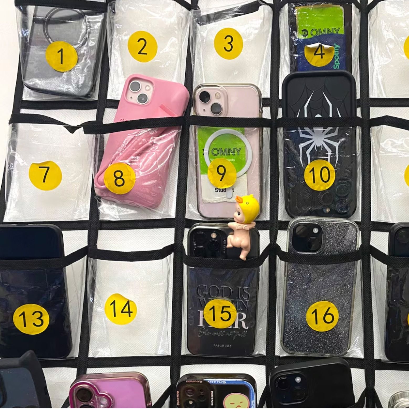 Illinois Banning Cell Phones From Classrooms — Will It Work? episode artwork