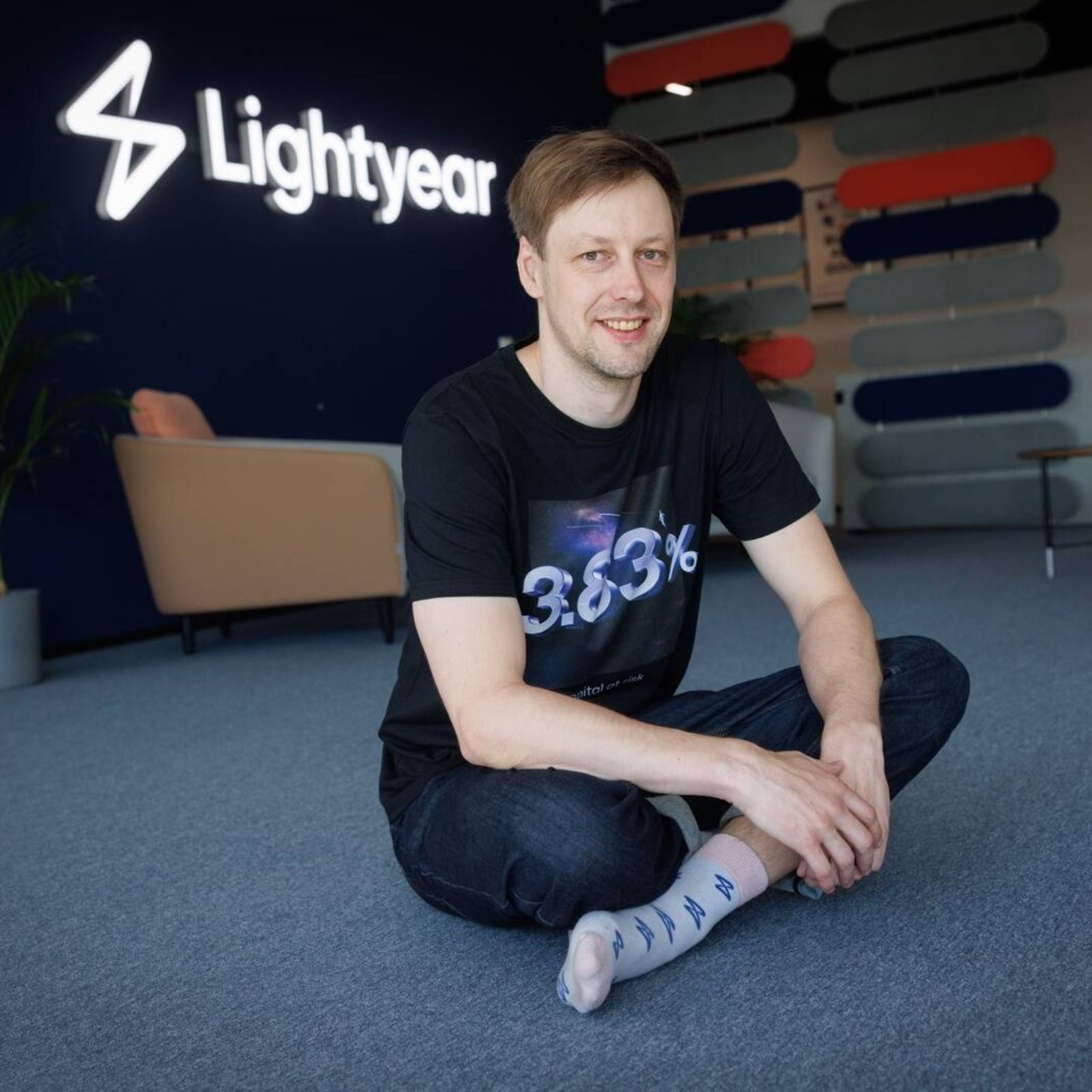 Эстонский брокер привлек $23 млн! Tesla: тут плохо все