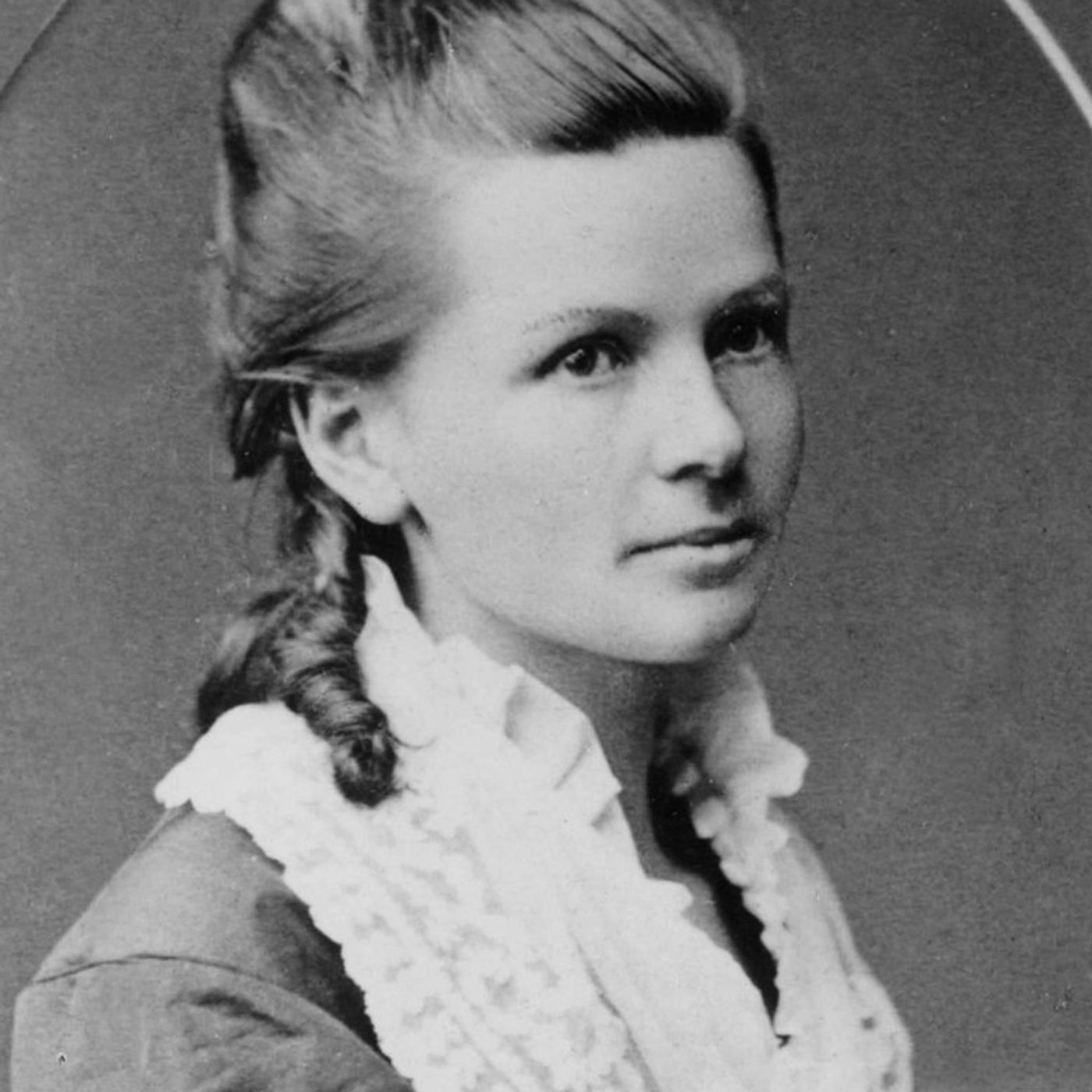 The Story of Bertha Benz Will Drive You Through Leg Day Workout