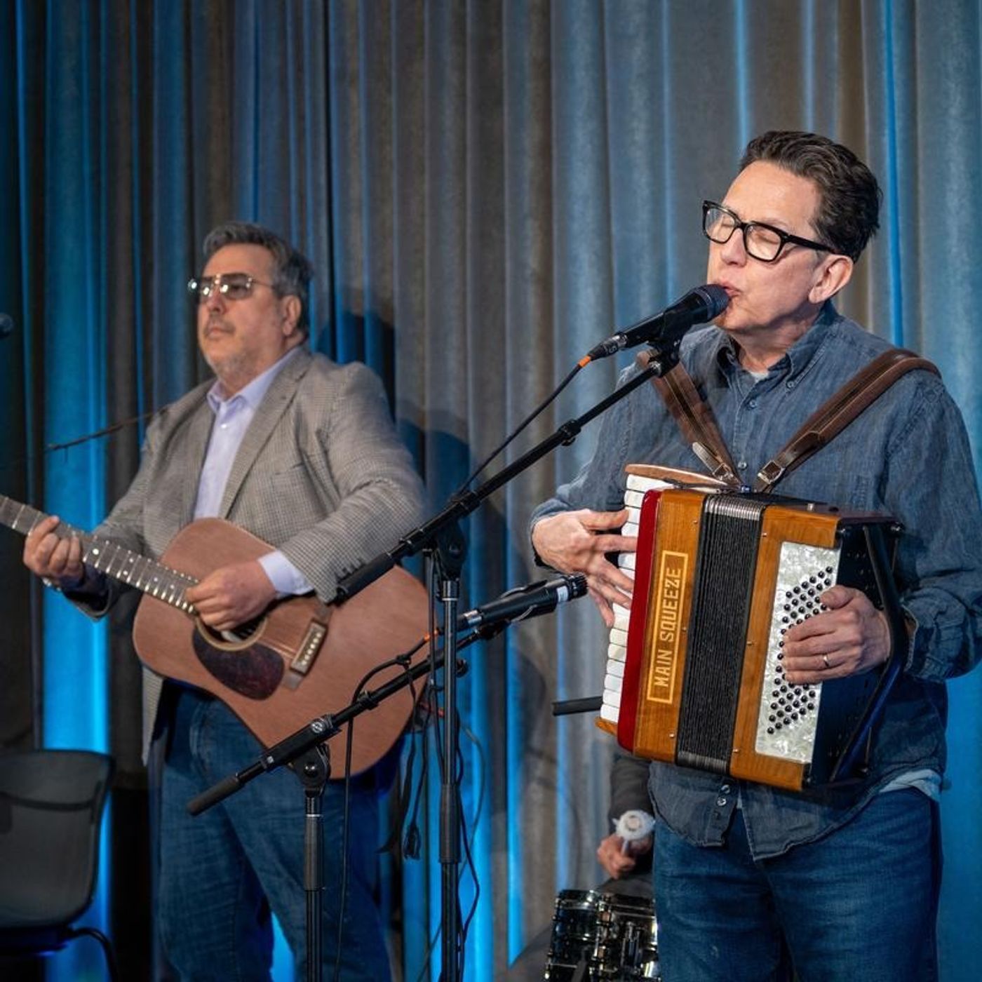 Get Lit: Musical Guest They Might Be Giants