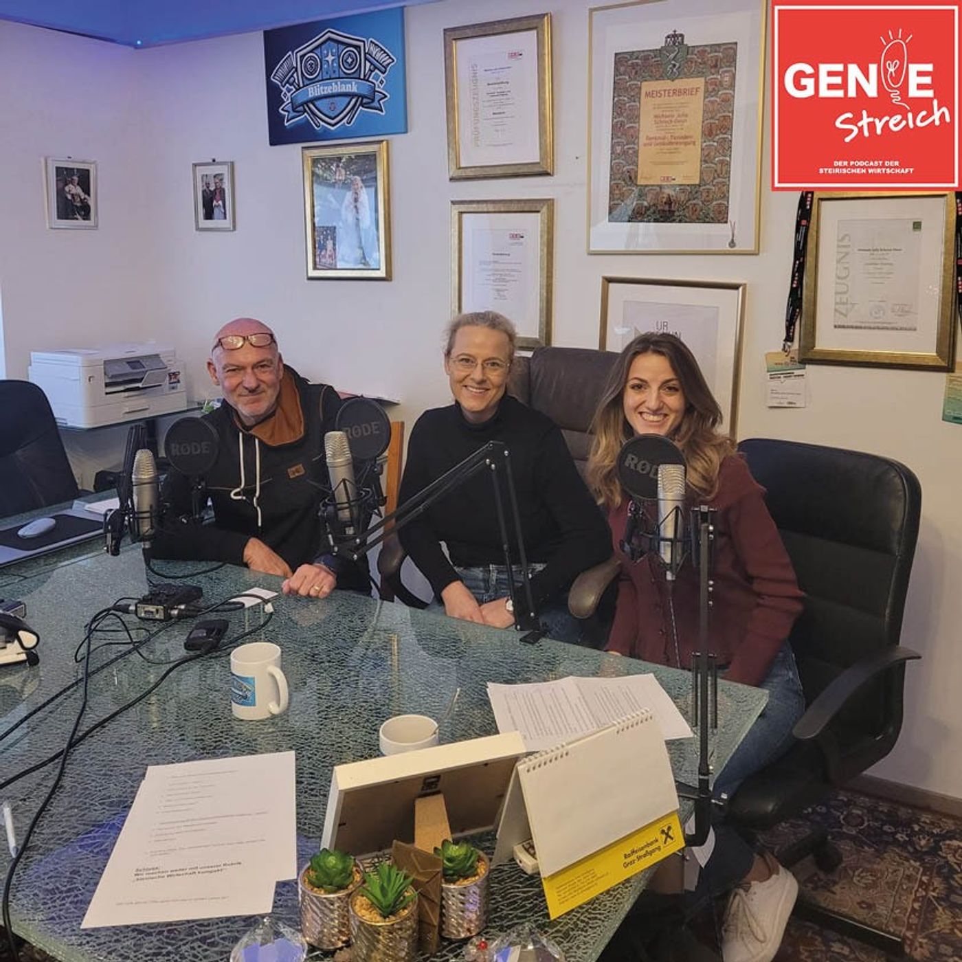 Episode 15: Aufräumen, wenn die Polizei geht – Tatortreinigerin Michaela Julia Schreck-Deon von Blitzeblank episode artwork