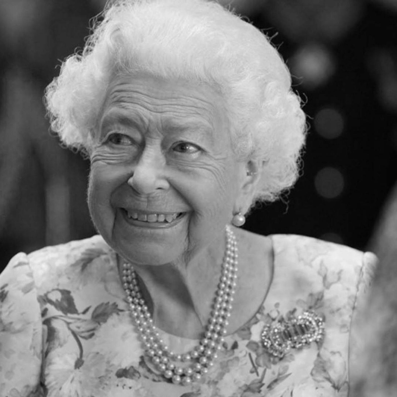 Murray Head à propos de la reine Elizabeth II : « J’ai vécu toute ma vie avec sa présence et sa sagesse» episode artwork