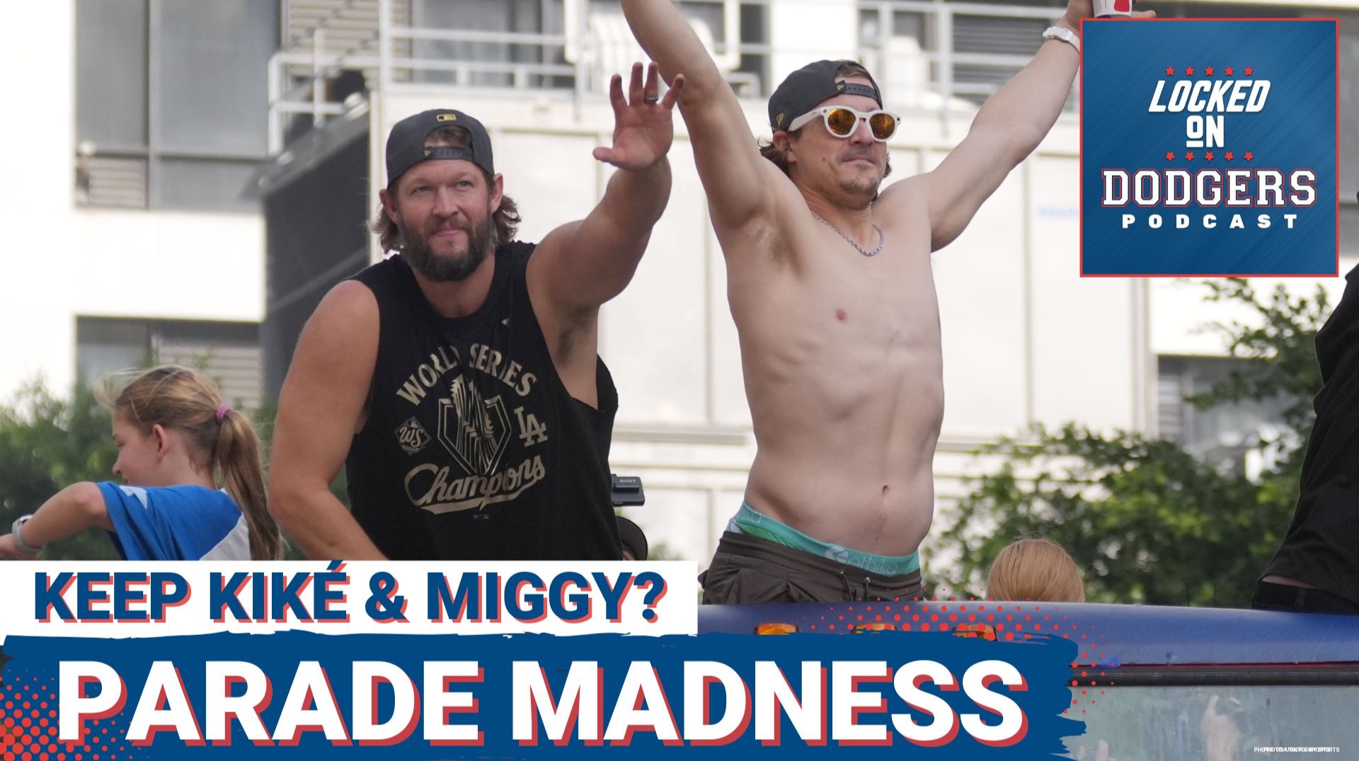 CELEBRATION: Dodgers Parade Draws MASSIVE Crowd | Front Office Faces HUGE Free Agent DECISIONS