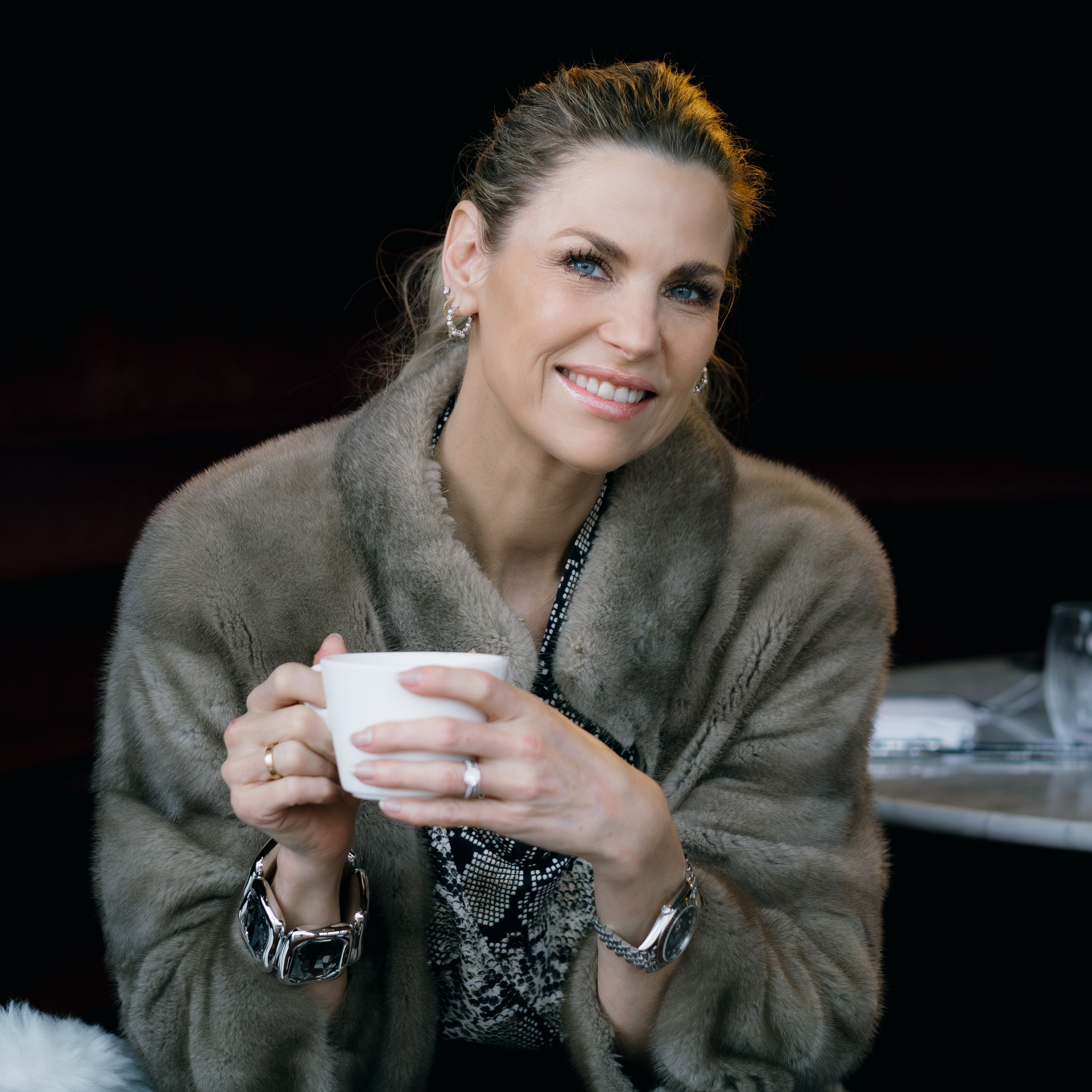 Tanja Dexters is terug. Na jaren van drama, veroordelingen en een rijverbod zegt ze: “The bitch is back.” episode artwork