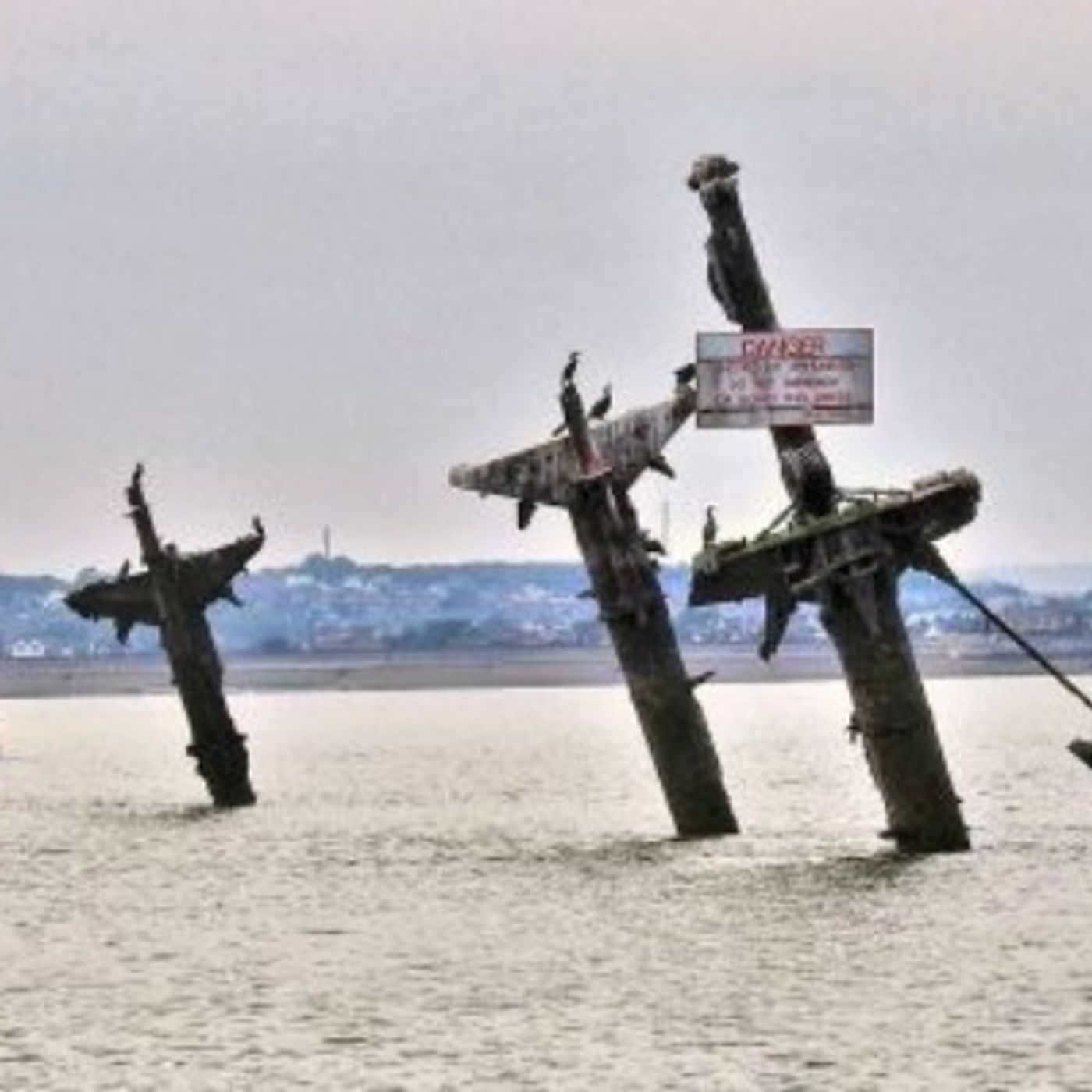 Podcast: Masts of SS Richard Montgomery bomb ship off Sheppey to be removed in September and preserved at Chatham's Historic Dockyard episode artwork