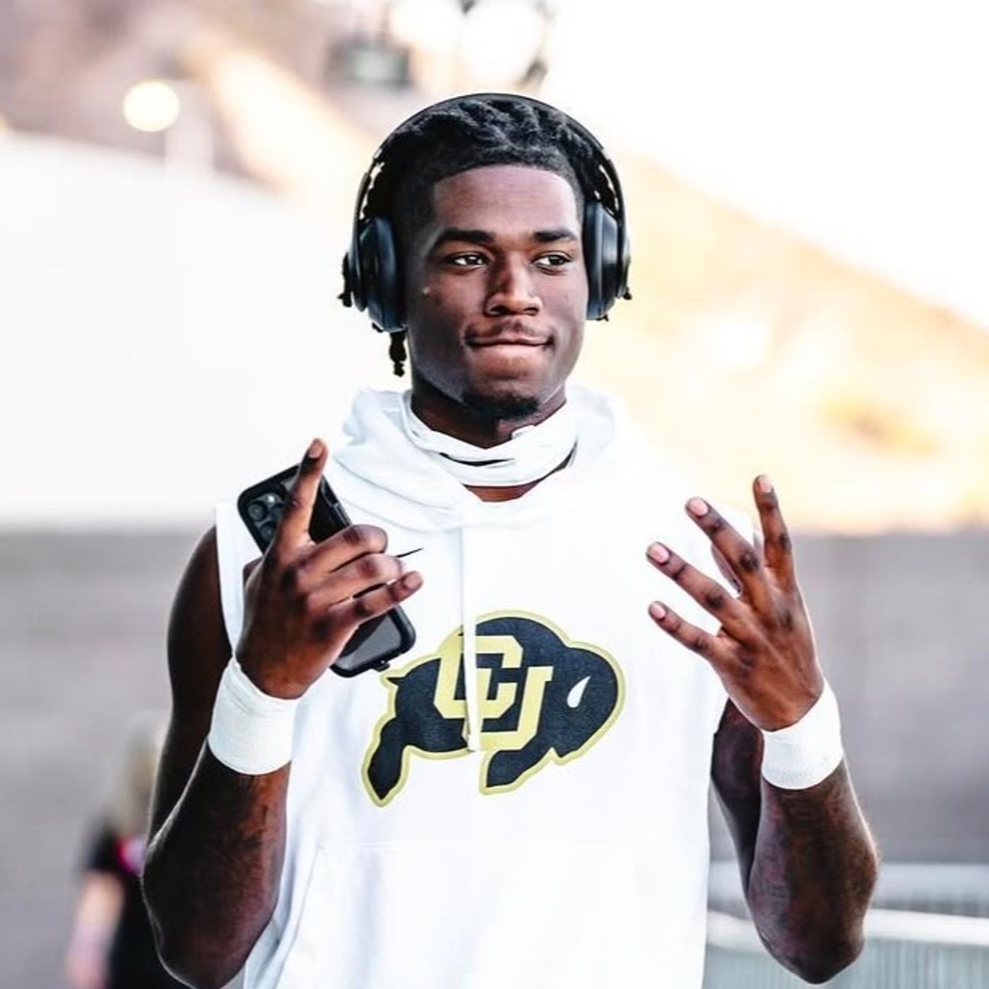 Two talented Colorado pass catchers back in the mix, and early semester thoughts (BuffStampede Radio with William Gardner) episode artwork
