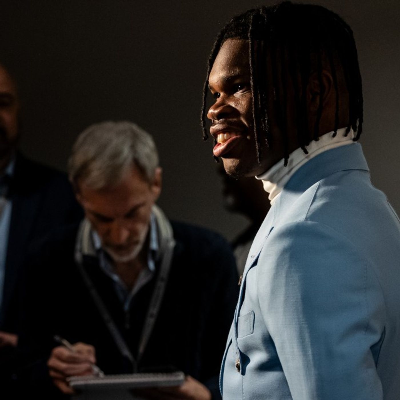 Travis Hunter’s press conference after winning the 2024 Heisman Trophy episode artwork