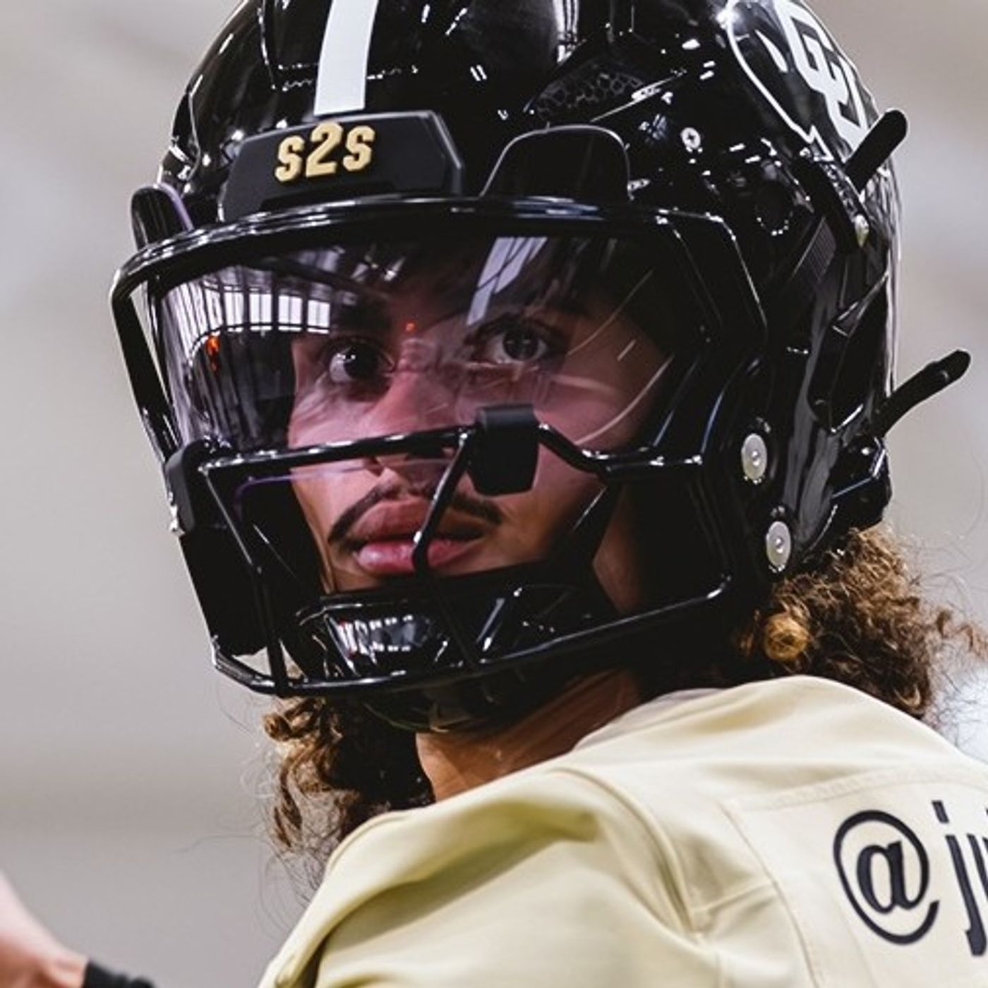 Linebackers day at Colorado, with QB Julian Lewis also joining the media scrums (Analysis with Brian Howell)