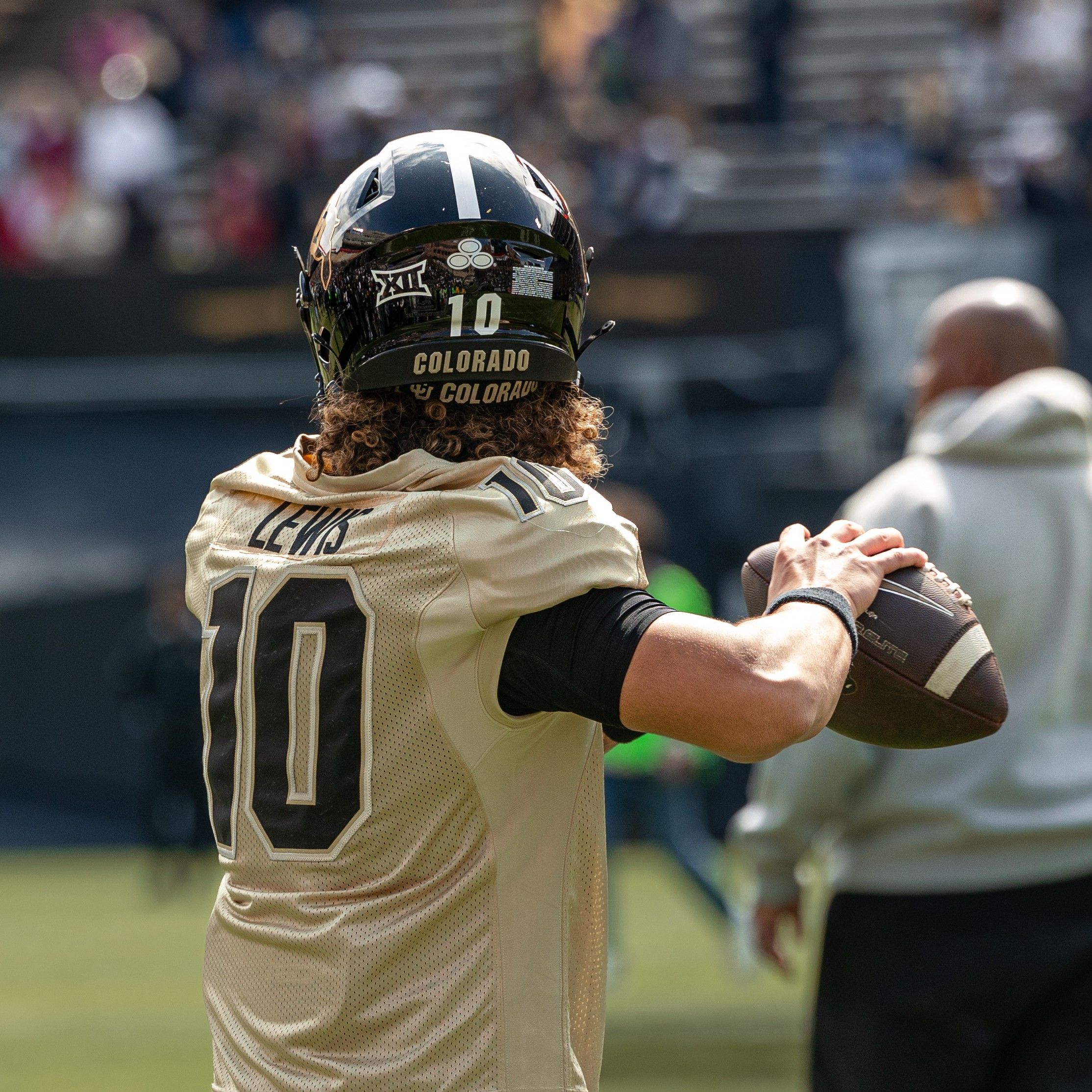 Buffaloes wrap up spring ball, honor two legends & reward a walk-on (Analysis with Brian Howell) episode artwork