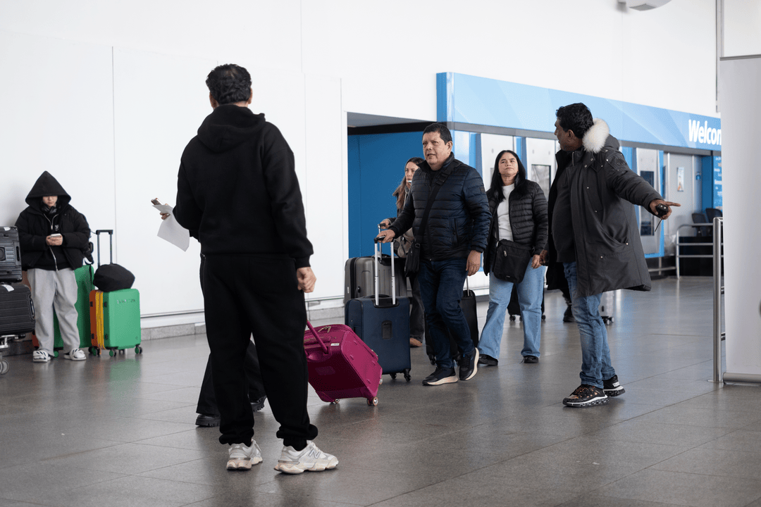 NYC Taxi Scam Exposed: How Travelers Get Hustled By Illegal Cabbies