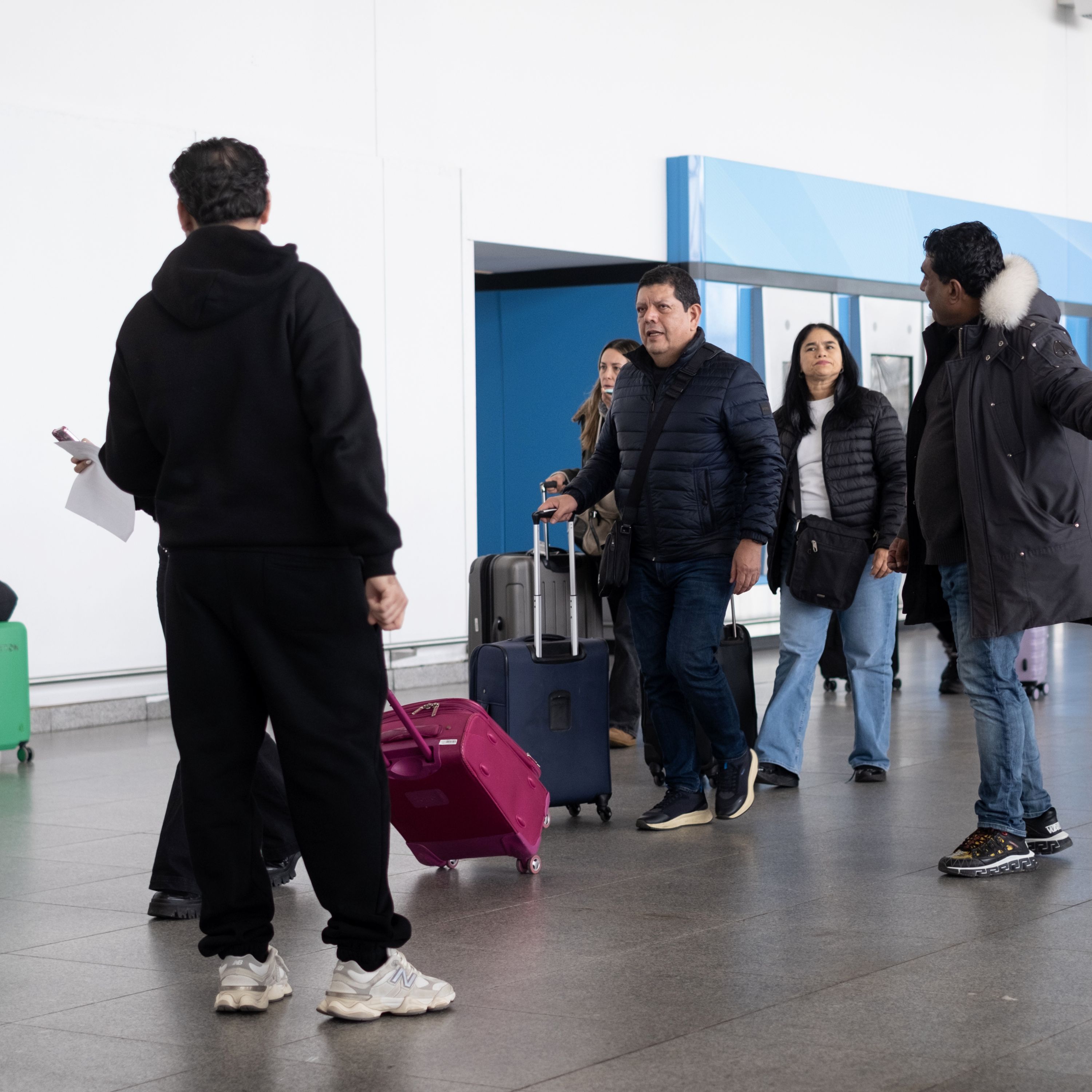 NYC Taxi Scam Exposed: How Travelers Get Hustled By Illegal Cabbies
