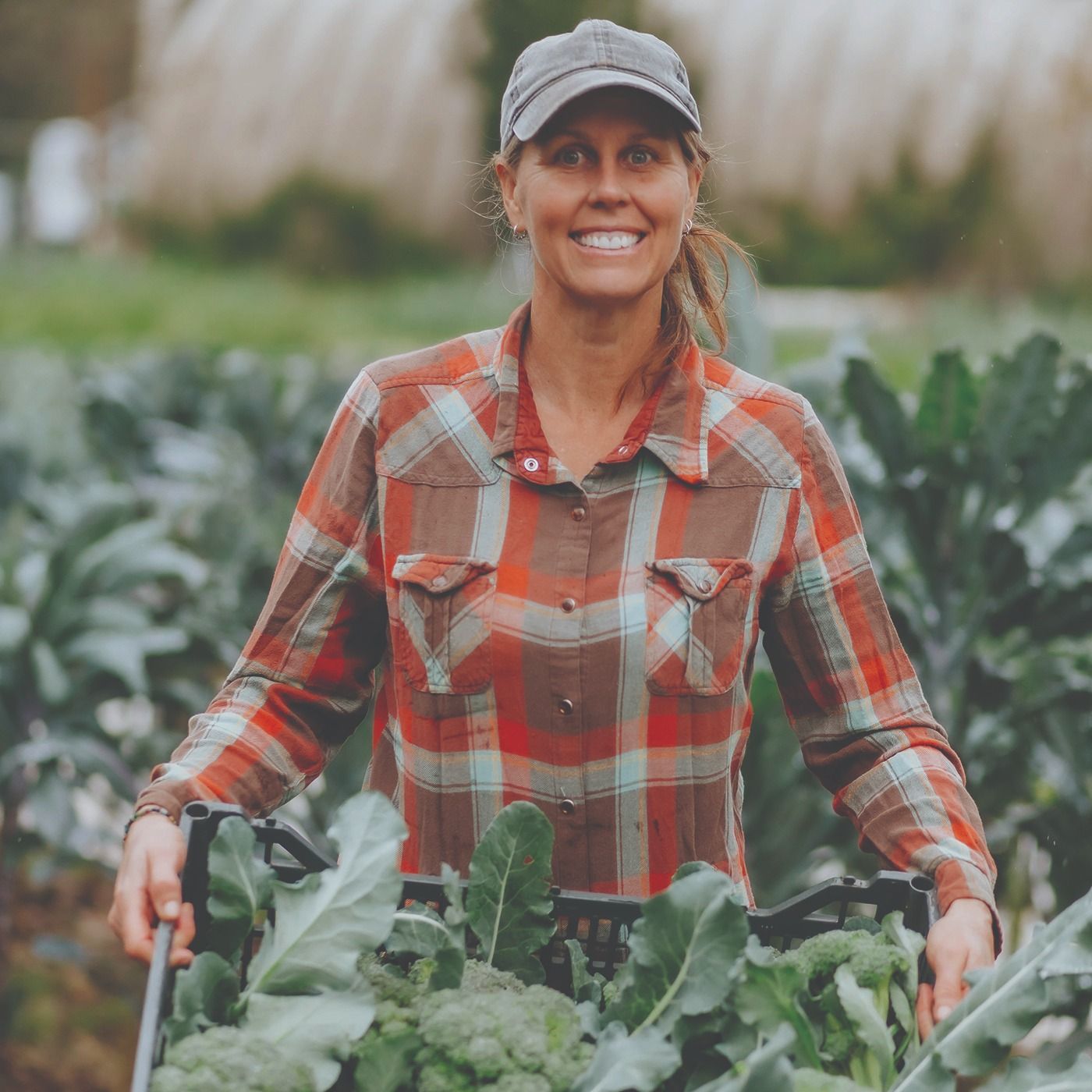 Healthy soil as a remedy for pest and disease problems with Jen Aron of Blue Raven Farm in Oregon