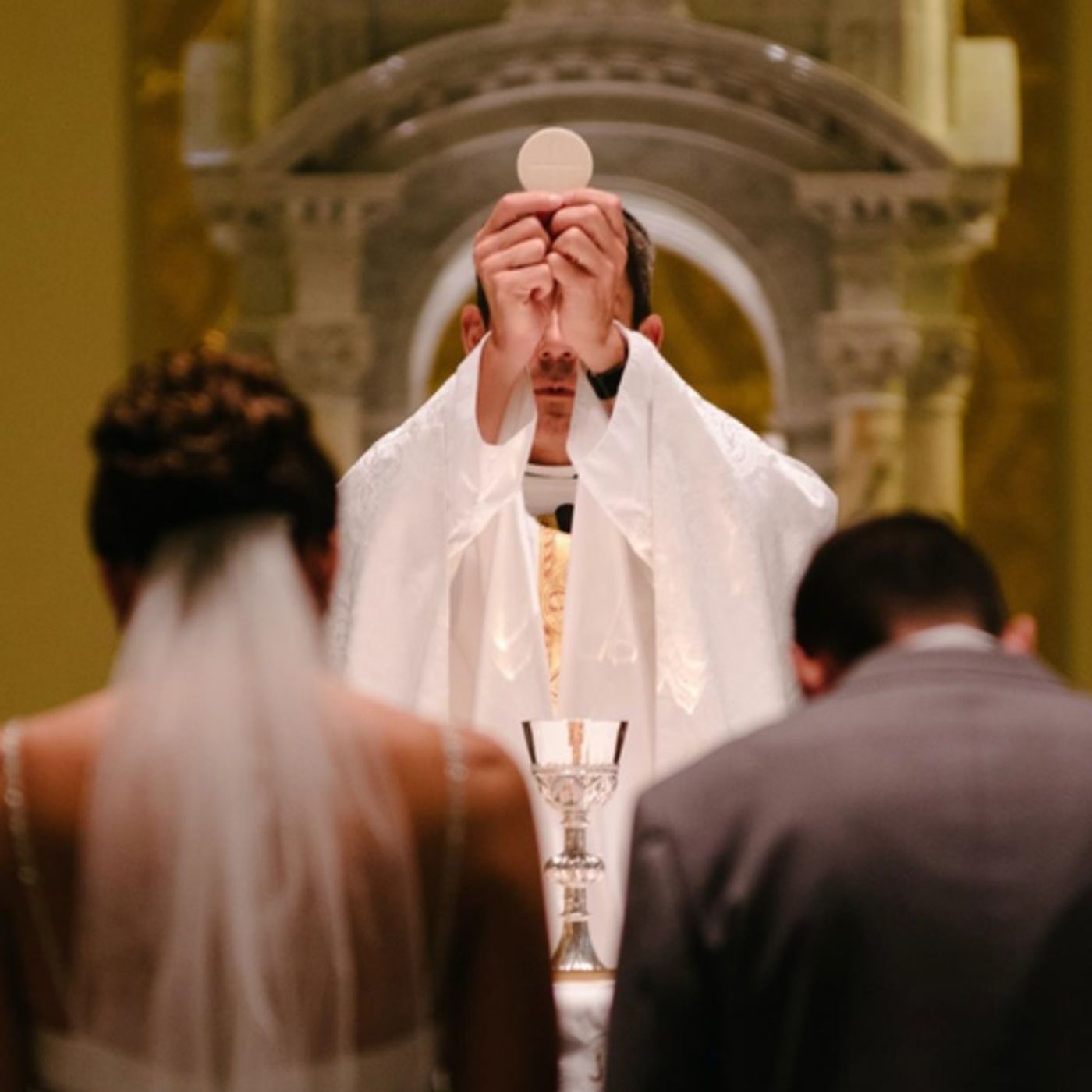 Building a Eucharistic Marriage: Strengthen Your Marriage Through the Mass — Greg Schutte episode artwork