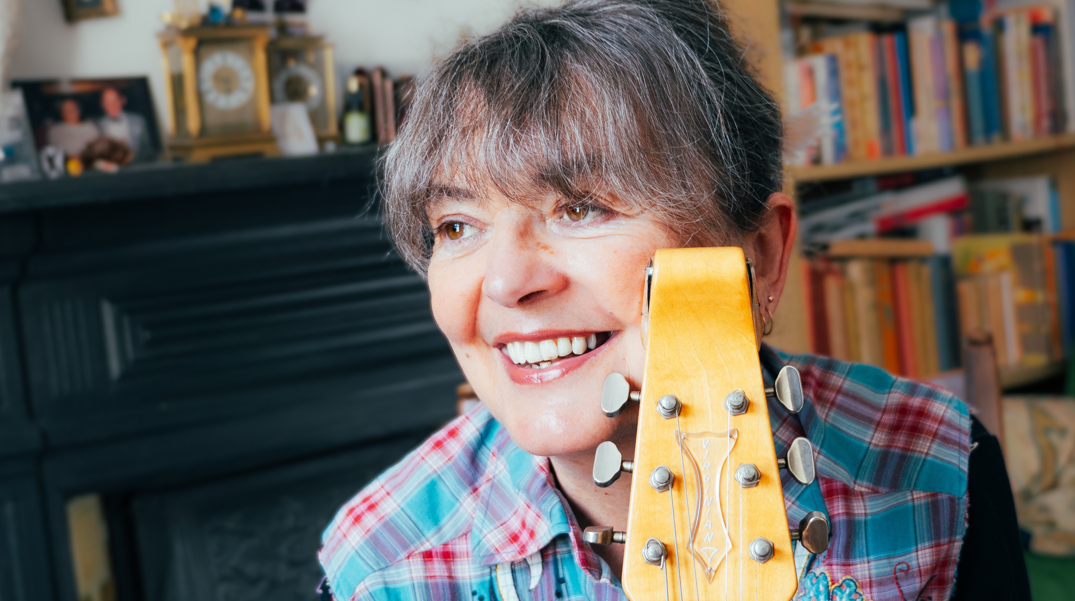 Helen McCookerybook - '70s UK Punk Rock Star With The Chefs And Helen And The Horns. Turned Author: “The Lost Women Of Rock Music” And "She's At The Controls". Now Solo Artist!