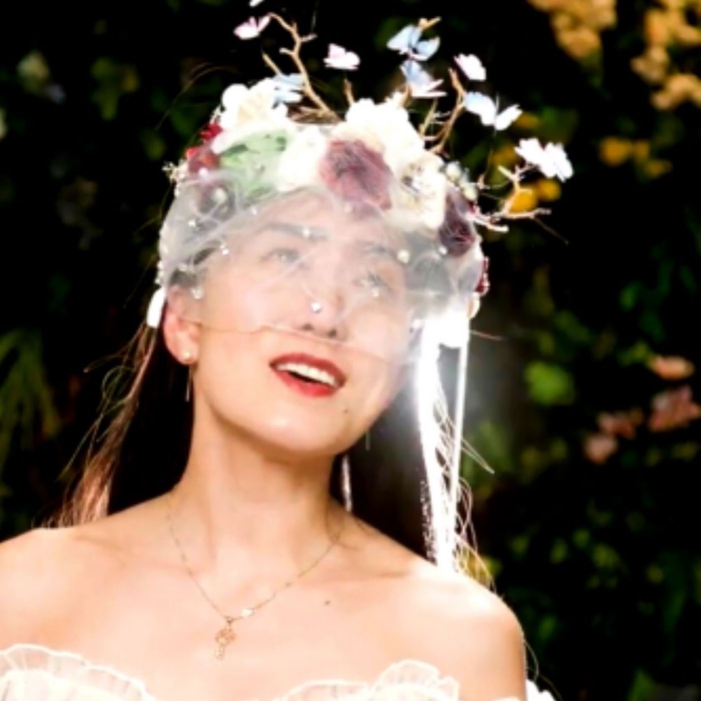 Miist - Chinese Multicultural Singer And Composer With Multiple Billboard Hits. Composed Over 80 Songs In English, Mandarin And Spanish. The Smile Project: Global Collaboration Centered Around The Single "Could You Lend Me A Smile"!