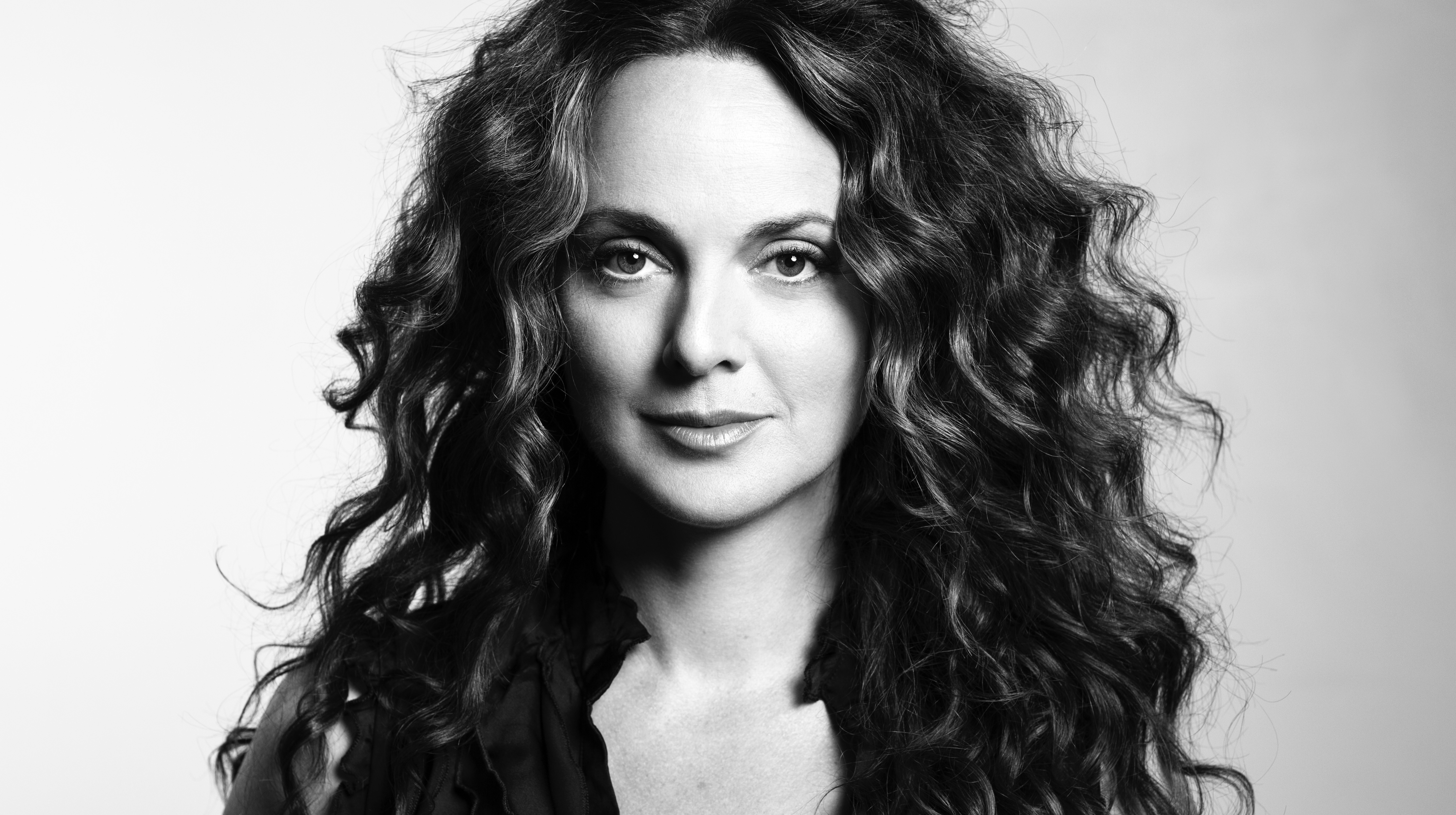Melissa Errico - Broadway Star! Actress, Singer, Recording Artist, Writer. "My Fair Lady", "Les Miserables", “High Society”. Solo Concerts And Cabarets. NY Times Columnist. New Project: "The Story Of A Rose"!