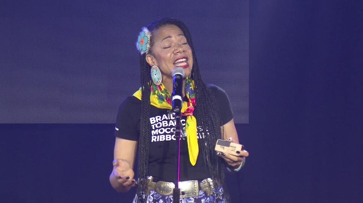 Martha Redbone - Extraordinary Afro-Indigenous Singer, Songwriter, Composer. United States Artist Fellow. "Tasty Gumbo" Of Kentucky Roots Music Mixed With Brooklyn!