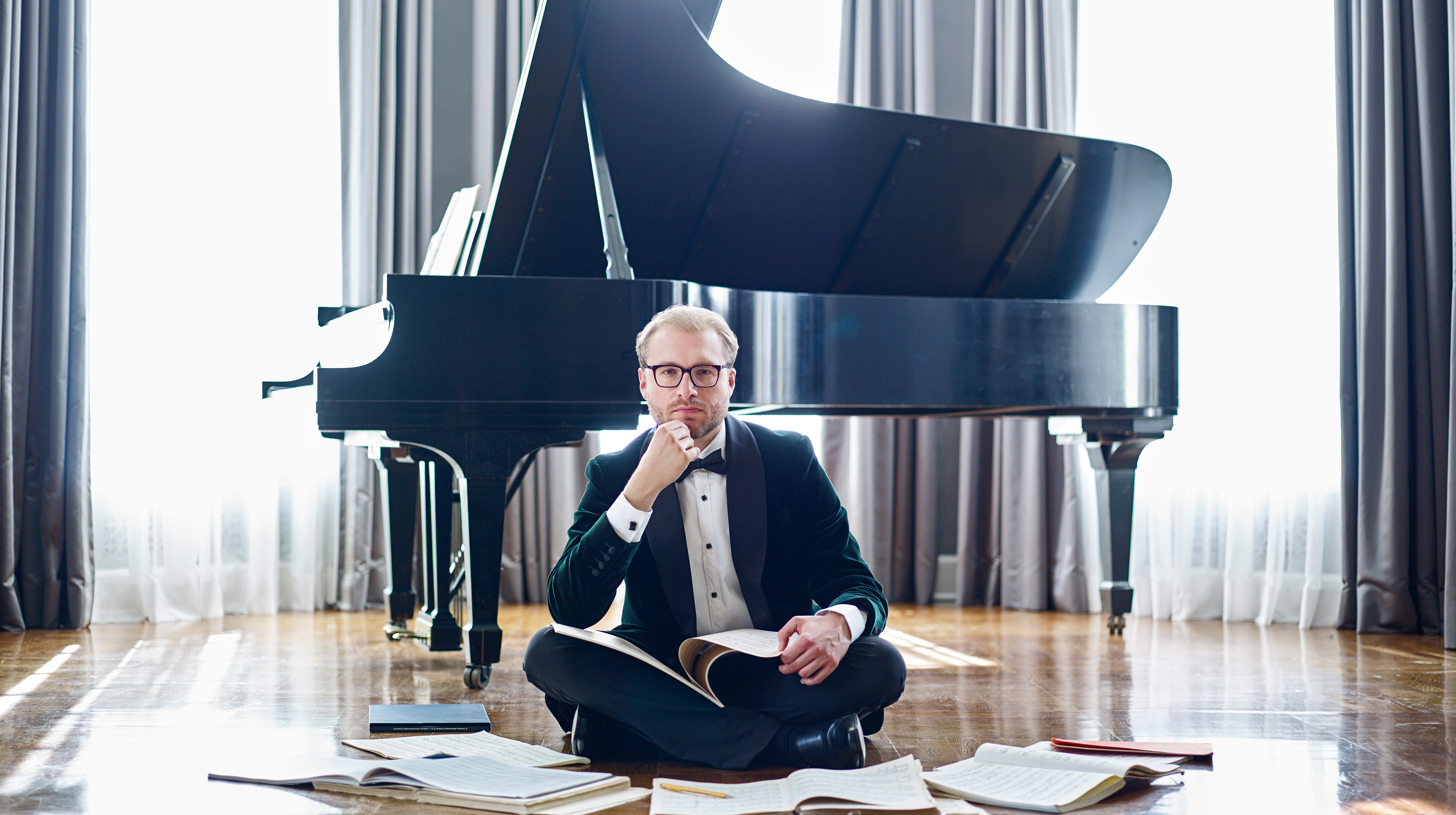 Adam Golka - Acclaimed Classical Pianist. Performed Beethoven's 32 Piano Sonatas. Winner Of Shanghai Piano Competition. Has Performed As A Soloist With Dozens Of International Orchestras!