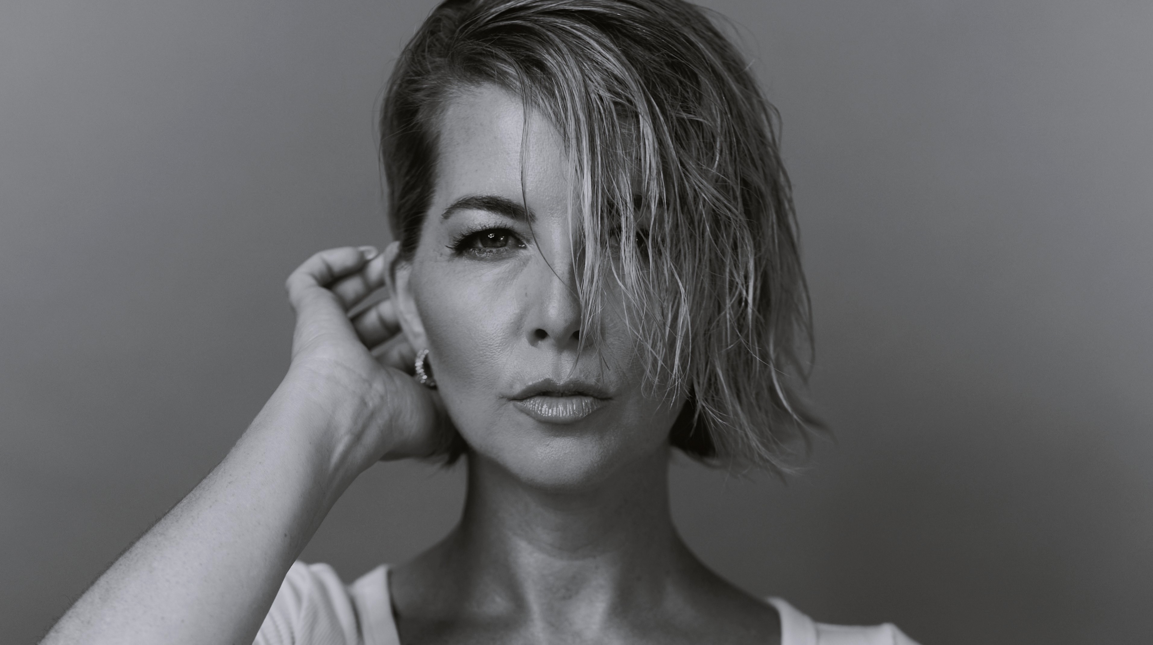 Morgan James - Spectacular Singer, Songwriter And Broadway Actress. Broadway Shows include "Motown: The Musical", "Godspell". Her Singing Runs From Joni Mitchell To The Beatles To Her Own Songs. New Album: "Soul Remains The Same"!