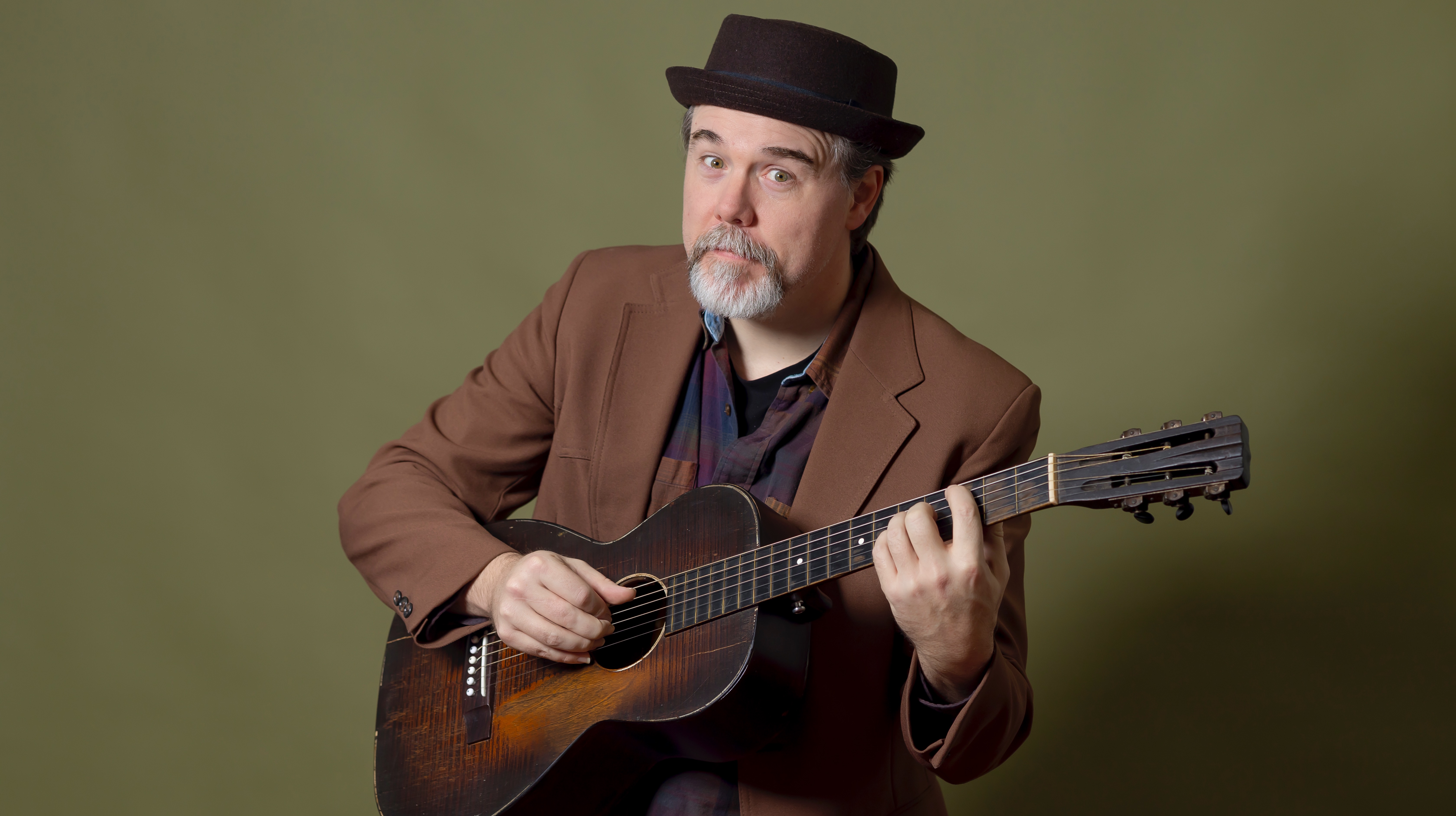 Paul Strickland - Professional Storyteller And Theatre Artist. Reupholstered Folk Tales, Fairytales For Adults And Future Adults, Tall-Tales And Historical Stories That Never Happened!
