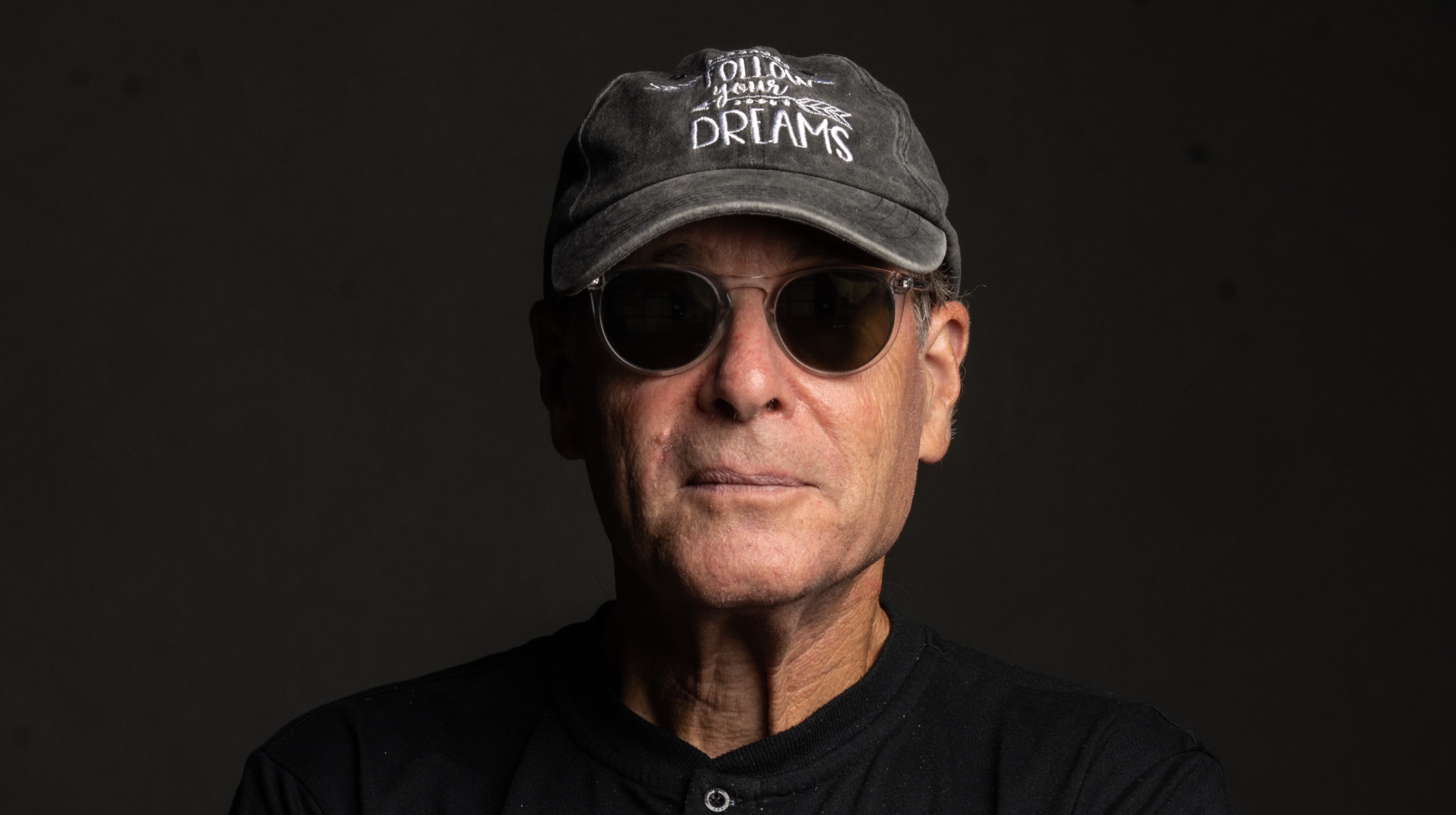 SPECIAL EPISODE - Turning The Tables: Robert Is Interviewed By Ivor Davis. Renowned Journalist, Investigative Reporter And Author!