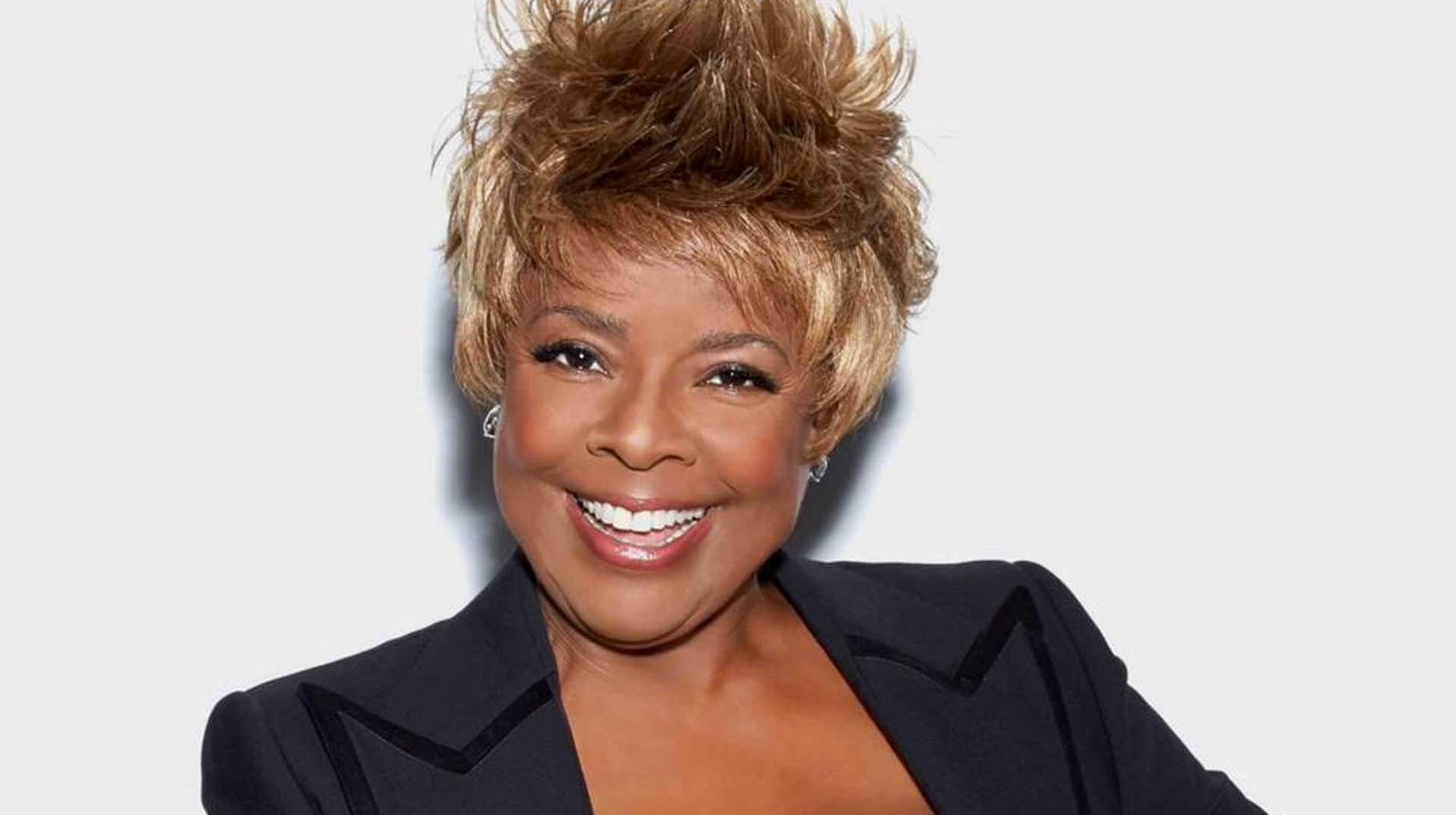 Thelma Houston - Legendary Singer. #1 Hit "Don't Leave Me This Way" And Grammy Winner For "Best Female R&B Vocal". Performances: American Idol, America's Got Talent, The Masked Singer. Album With Jimmy Webb!