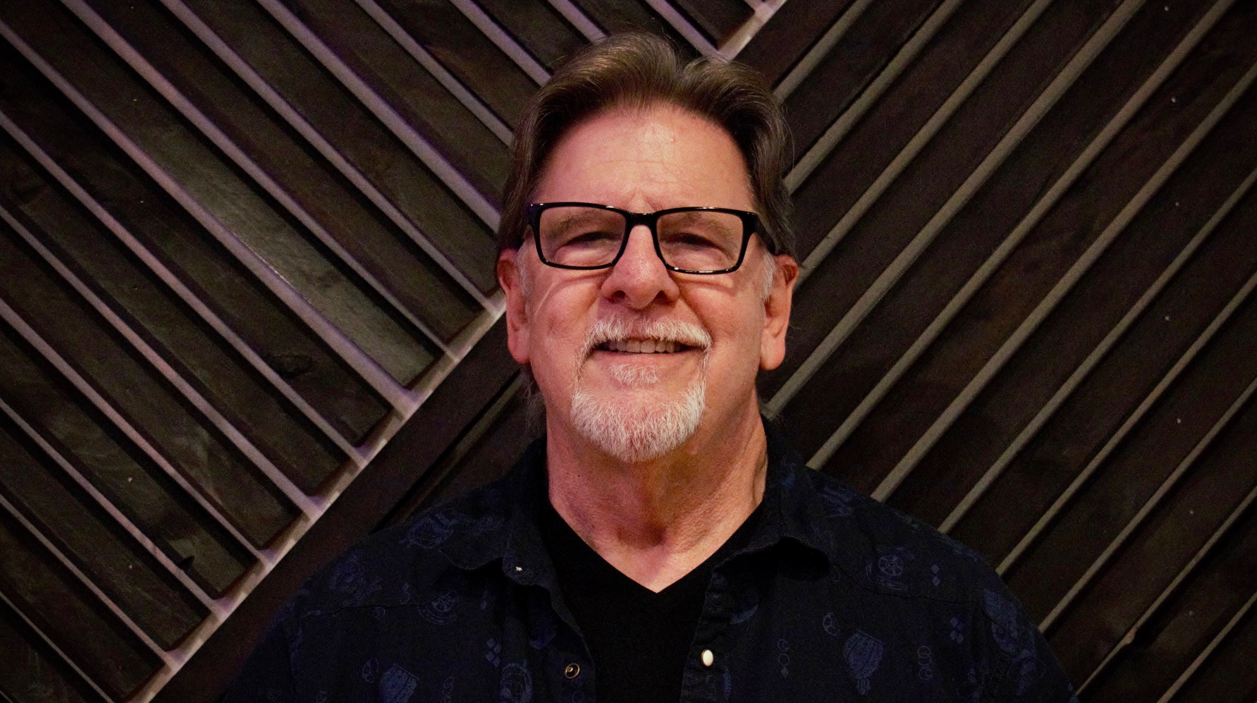 Pat Coil - Pianist To The Stars: Michael McDonald, Carmen McRae, Vince Gill, Amy Grant, Woody Herman, Olivia Newton-John. Recorded With Barry Manilow, Michael Feinstein, Natalie Cole!