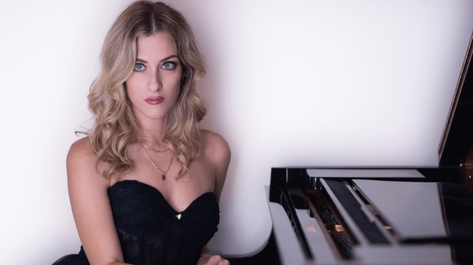 Francesca Tandoi - Amazing Italian Jazz Pianist And Vocalist. Snarky Puppy, Scott Hamilton, Darius Brubeck. Performances In U.S., Italy, Japan, India, Turkey, Israel!