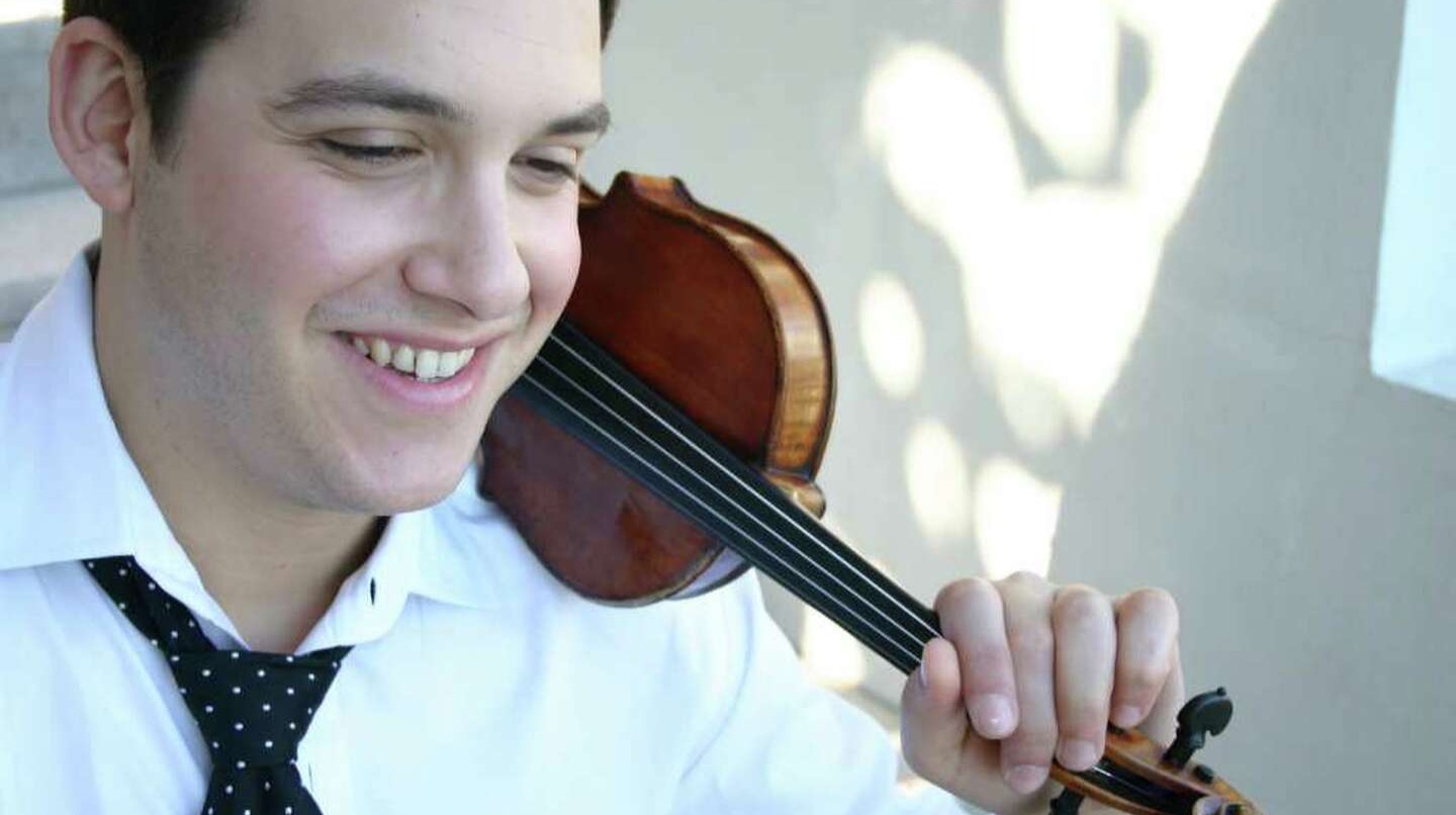 Giora Schmidt - Virtuoso American-Israeli Violinist. Collaborations With Itzhak Perlman And Pincus Zuckerman. Worldwide Performances Including On An Airplane!