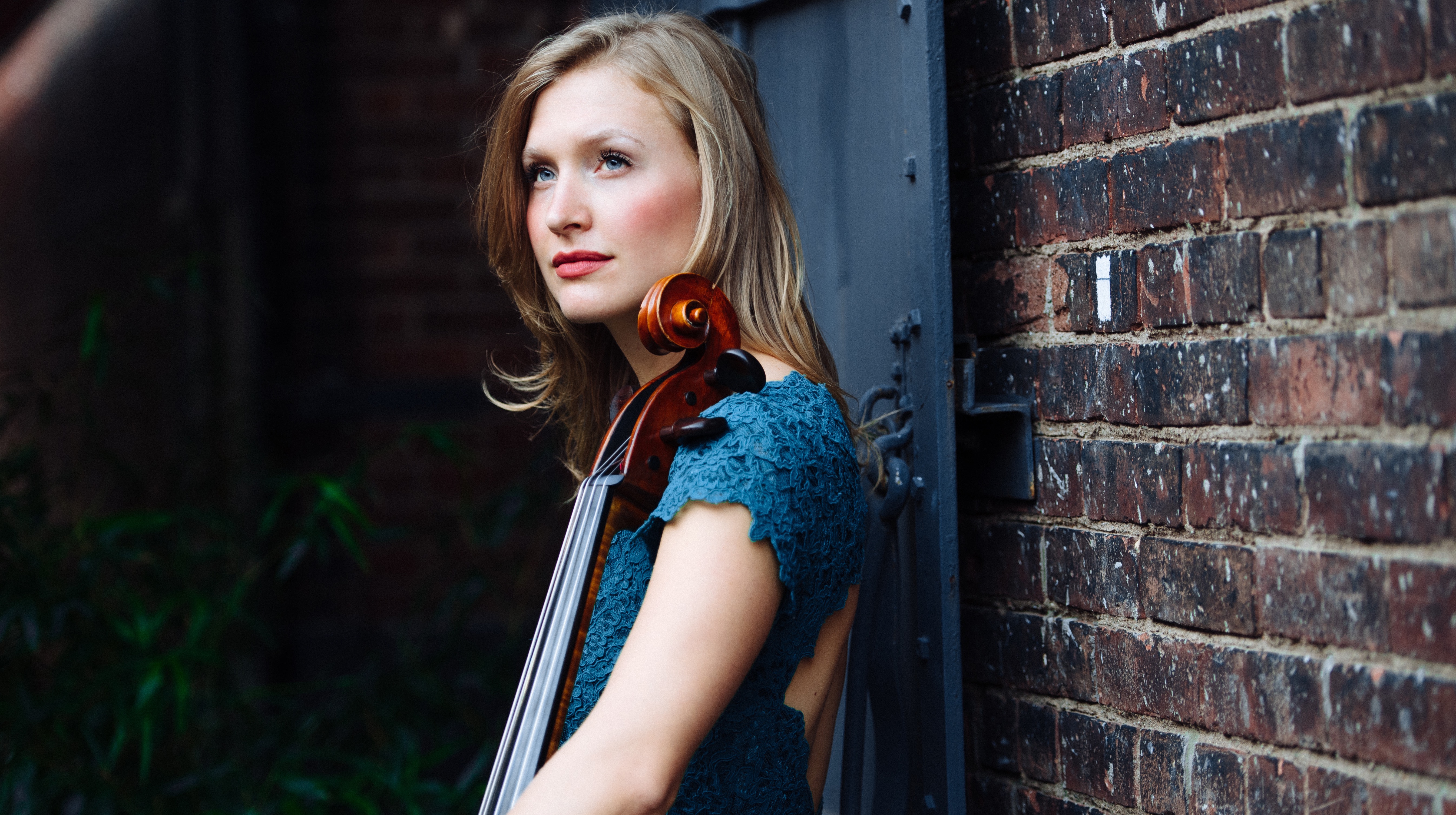 Arlen Hlusko - Acclaimed Grammy Winning Canadian Cellist. Soloist And Chamber Musician. Bang On A Can All-Stars, Harry Chapin Band, Meredith Monk, David Byrne. Sing Sing Prison Too!