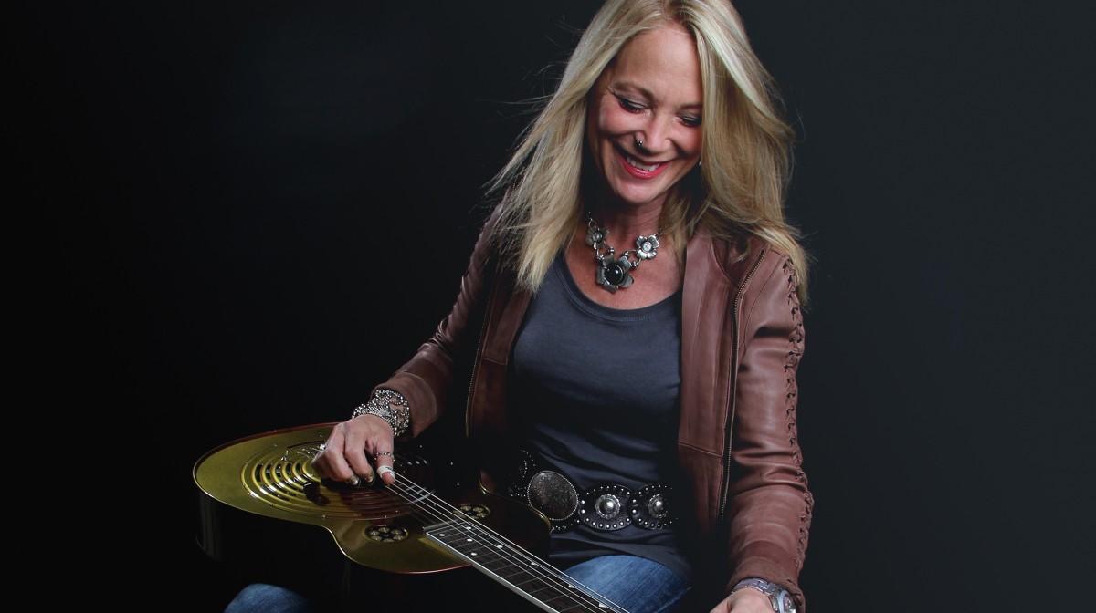Cindy Cashdollar - Wonder Woman Of The Dobro, Lap Steel Guitar, Steel Guitar. 5x Grammy Winner. Has Performed With Asleep At The Wheel, Bob Dylan, George Strait, Willie Nelson, Many More!