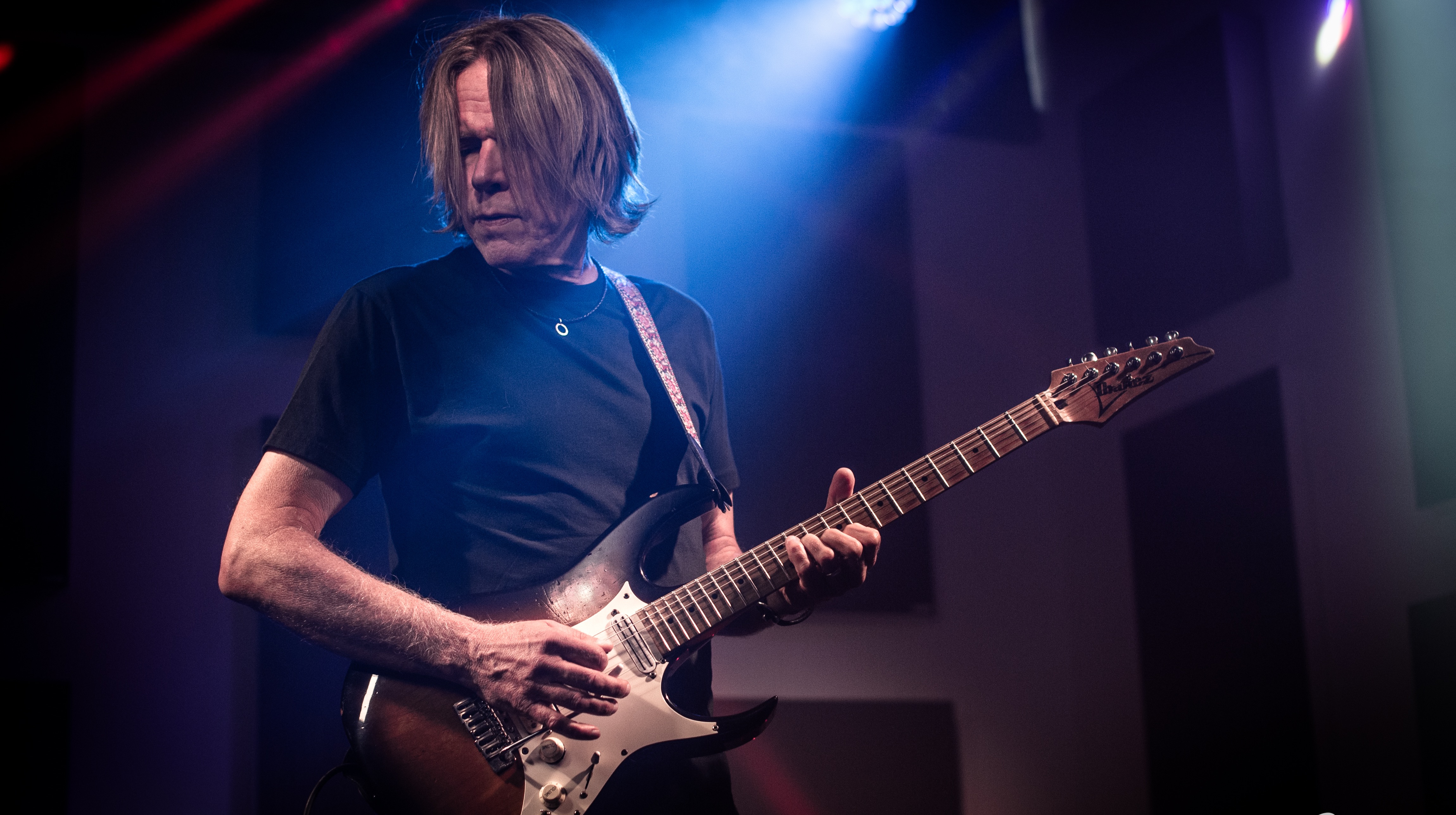 Andy Timmons - Renowned Rock Guitarist With Glam Metal Band "Danger Danger"; In-Demand Session Player. 7 Solo Albums, Two No. 1 Videos. Olivia Newton-John's Musical Director. Performed With Steve Vai, Joe Satriani, Mike Stern, Simon Phillips!