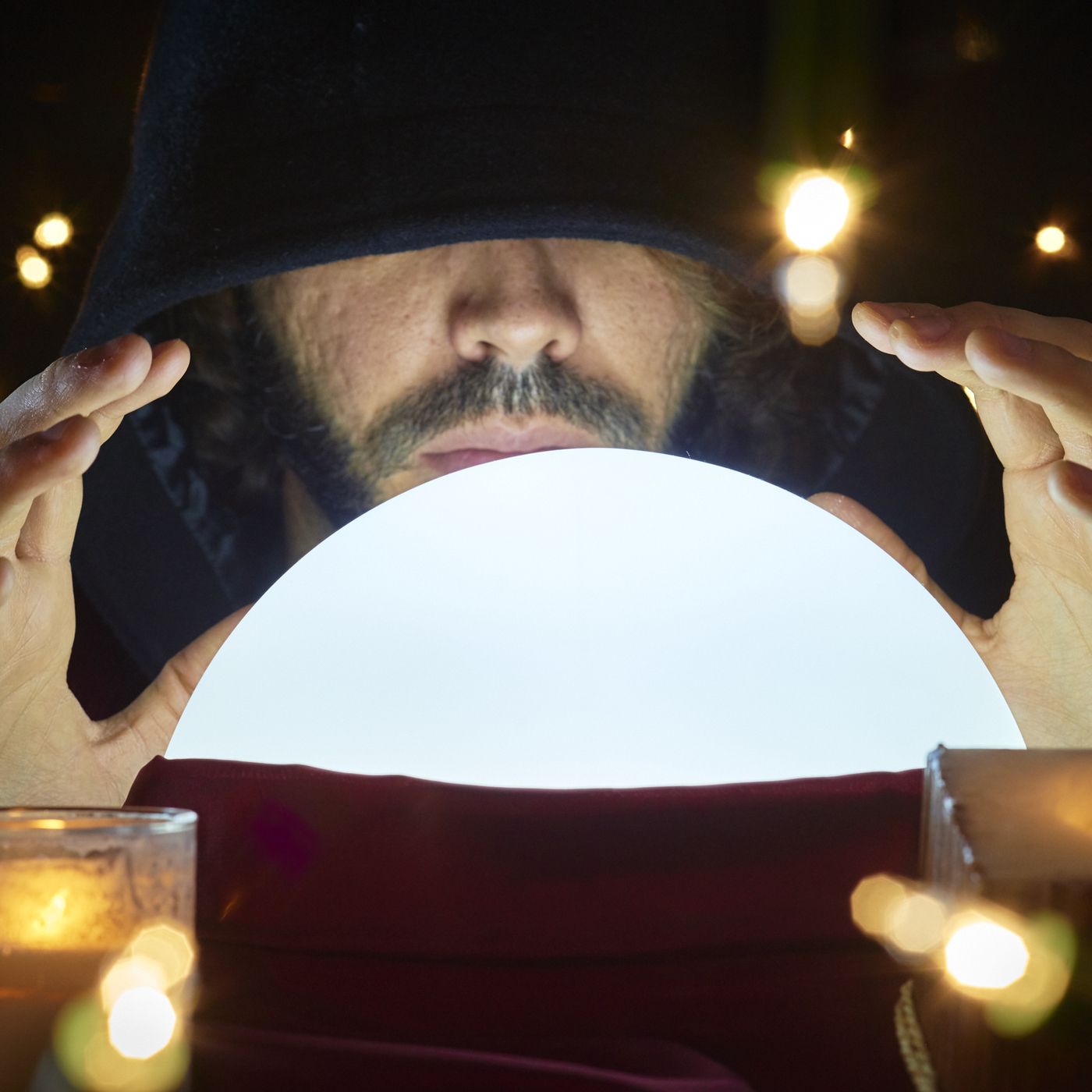 ¡Cuidado! No te dejes embaucar por brujos charlatanes