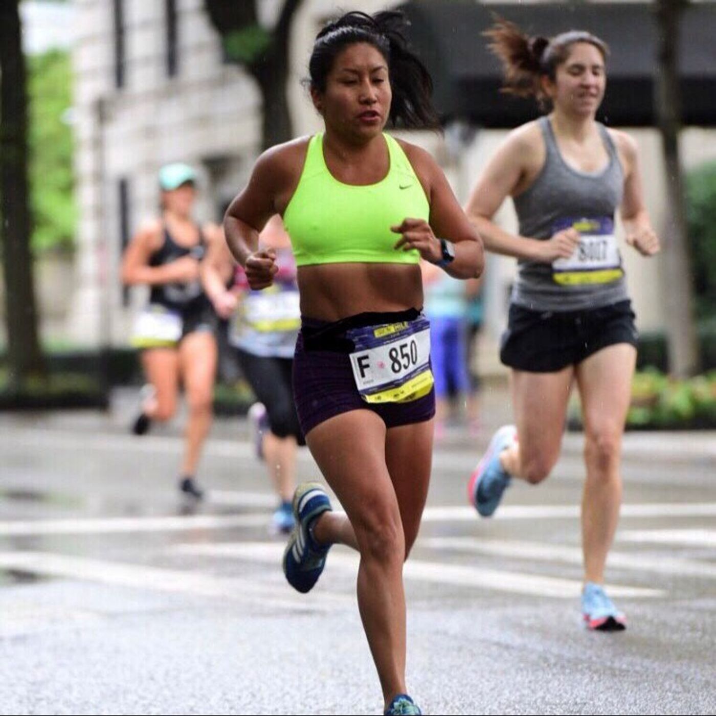 Elizabeth Olivera - Have a Goal and a Purpose - How Running is helping (in Spanish)