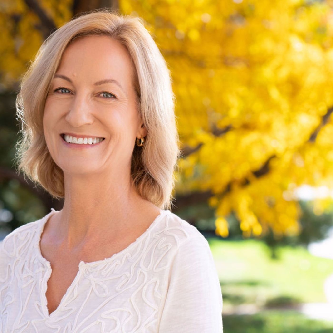 Ep. 365 - Amy Collette - Book Coach - Unleash Your inner Author