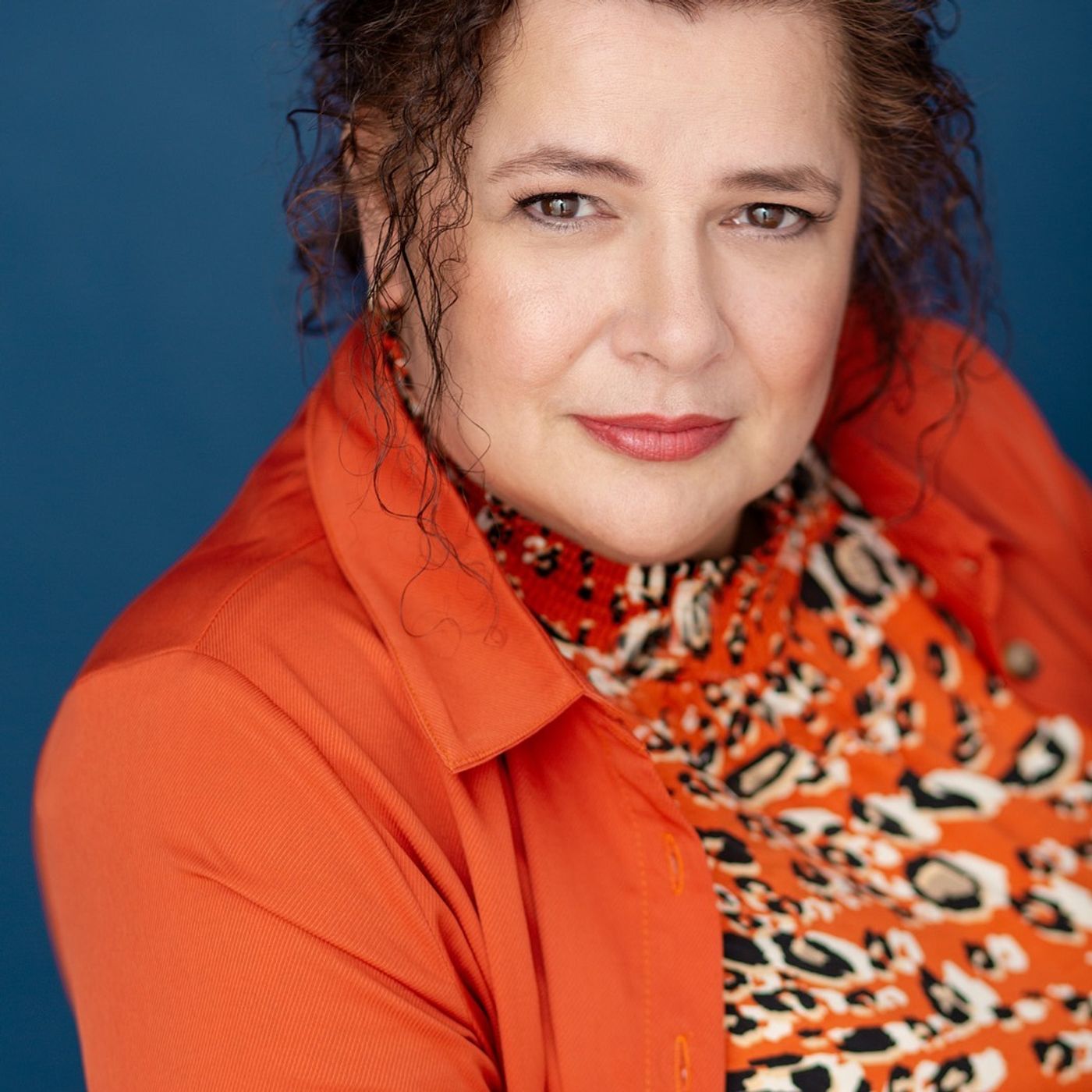 Monika V. Kronbuegel, PhD  - von Mensch zu Mensch - from human to human
